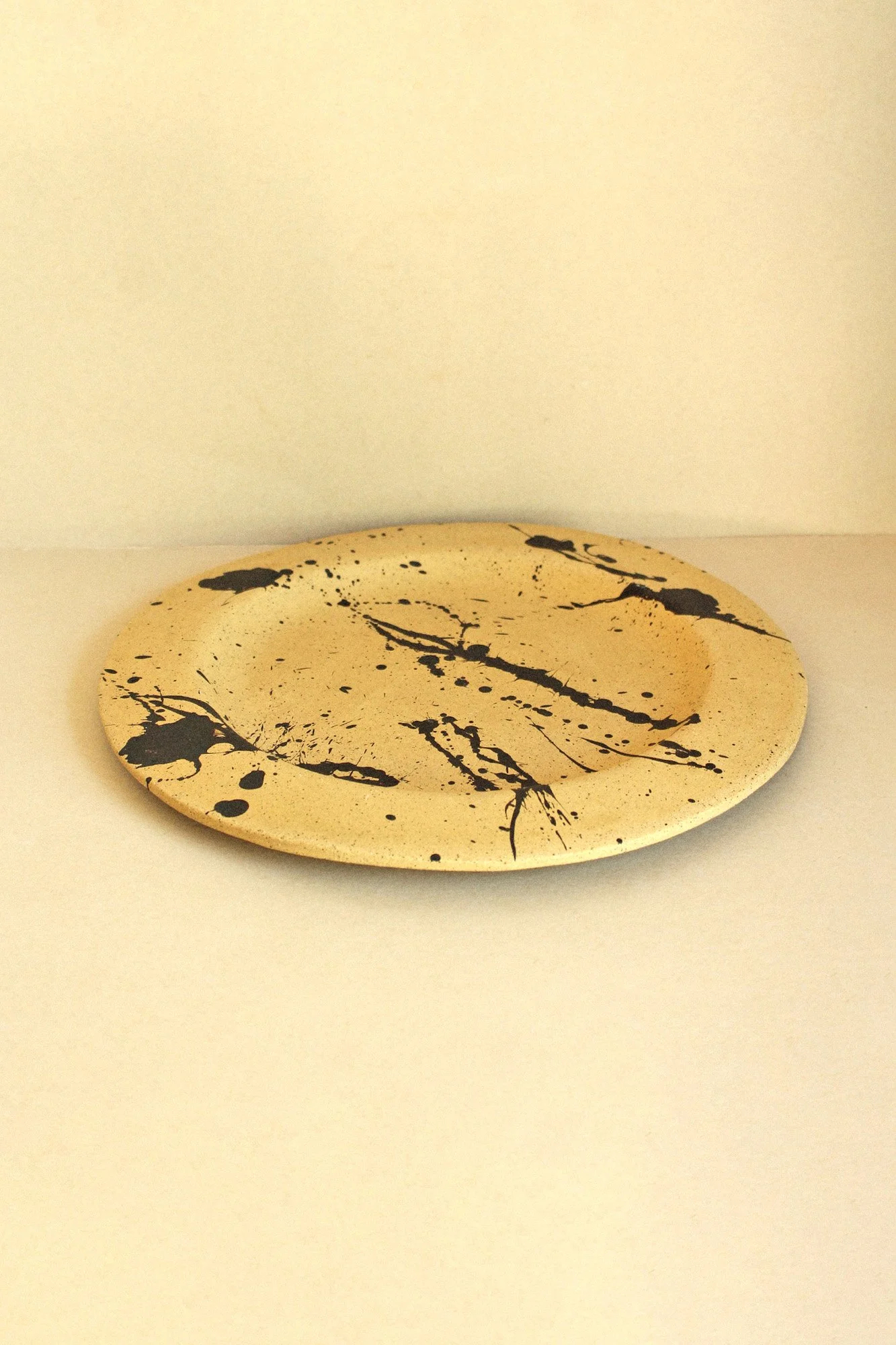 bark-dye-rim-platter-xl-2.jpg