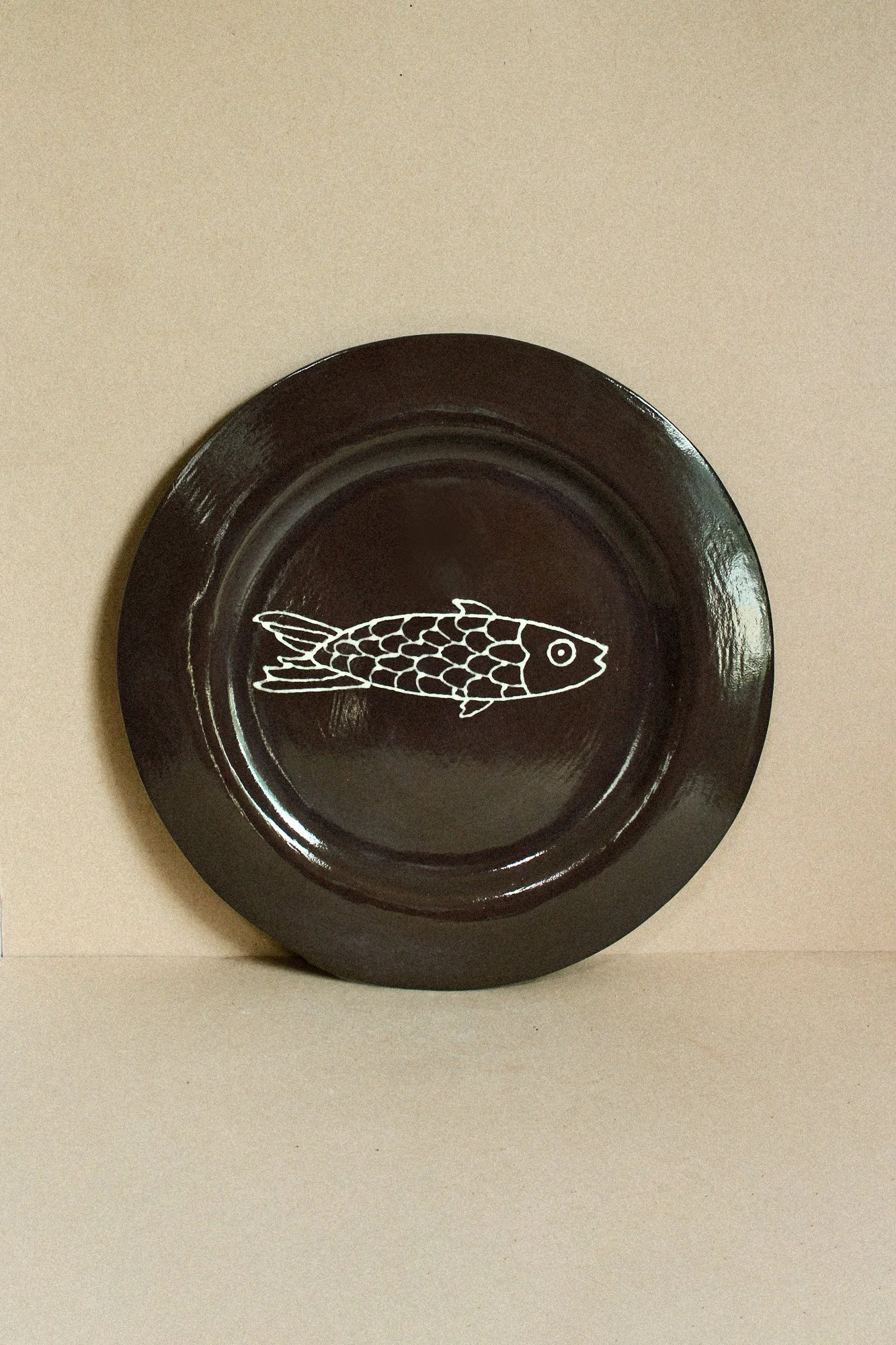 fish-xl-platter-espresso-1.jpg