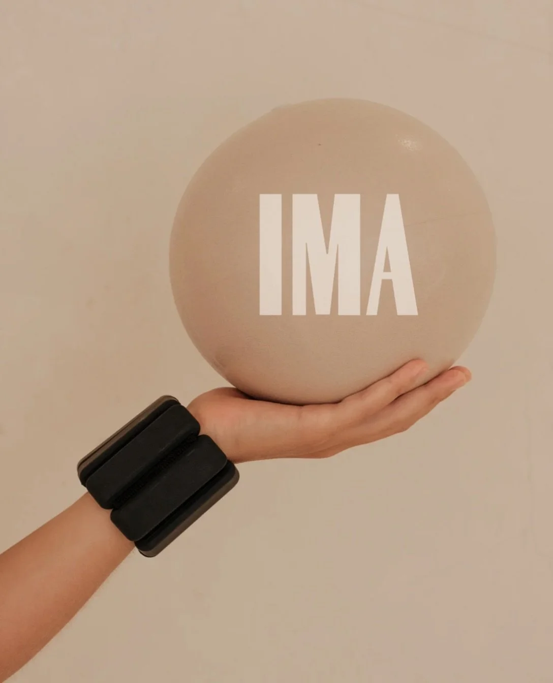 IMA SAYS&hellip;don&rsquo;t miss Pilates 🖤

Weekly Pilates schedule:

MONDAYS: 9AM WITH @vickymcdole 
TUESDAYS: 12PM WITH @maddiemariiah AND 6PM WITH @js_x0 
WEDNESDAYS: 12PM WITH @vickymcdole 
THURSDAYS: 6PM WITH @js_x0 
FRIDAYS: 9AM WITH @maddiema