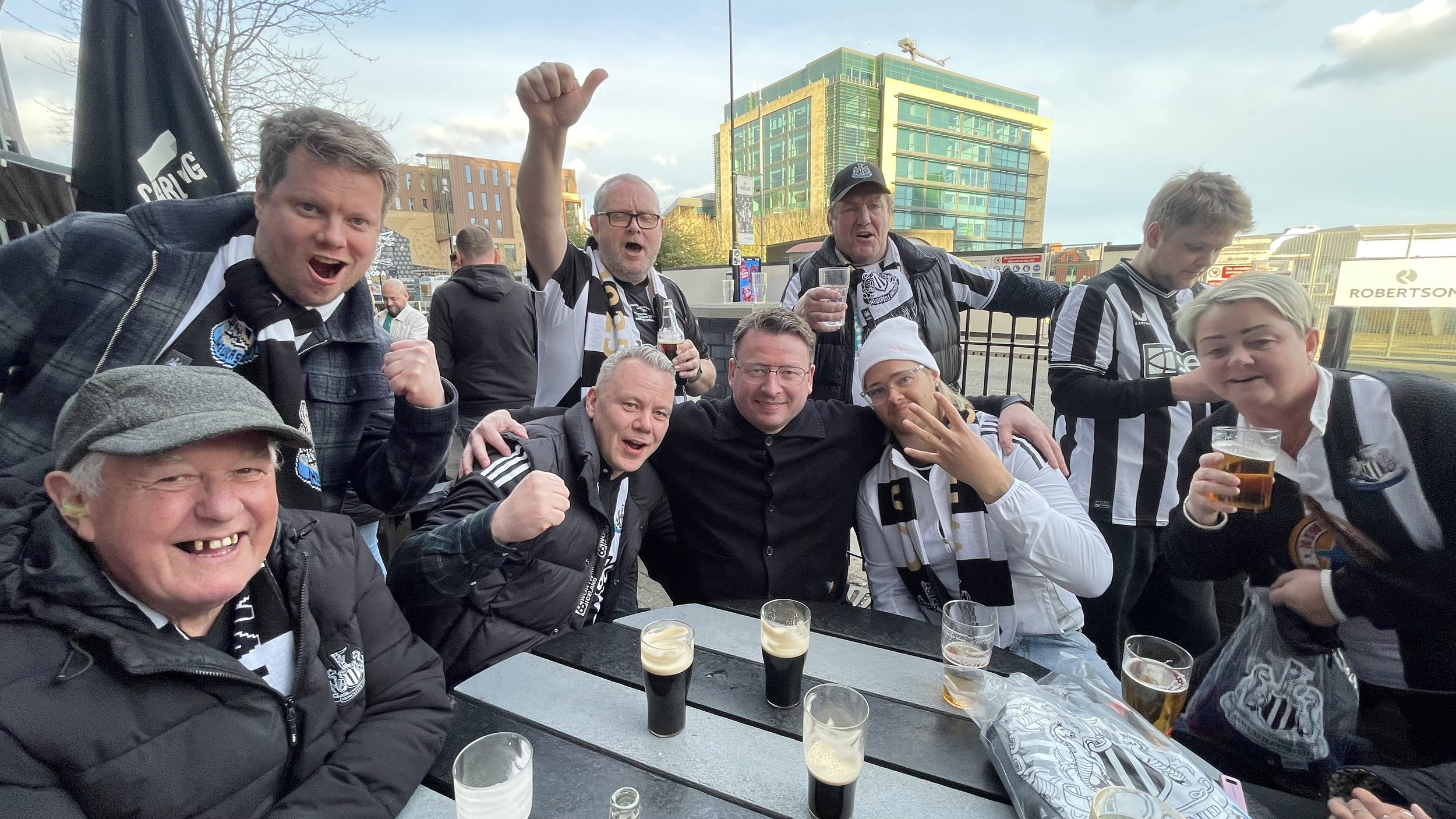 Ferðasaga Newcastle klúbbsins á Íslandi til mekka – Apríl 2025