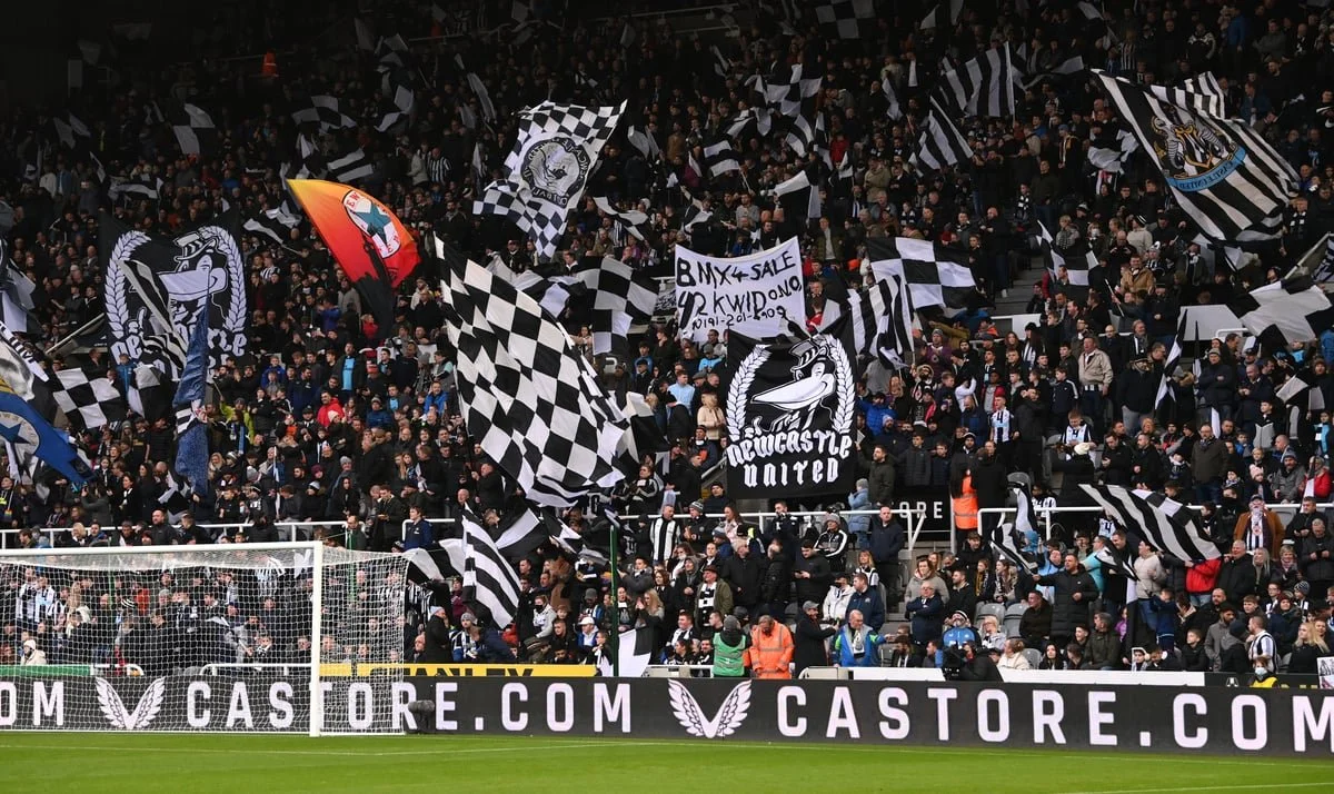 Kveðjur til Newcastle-klúbbsins á Íslandi