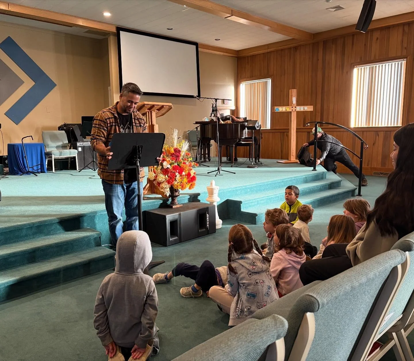 Pastor Chris from @cowee.church led a wonderful chapel about life & death- and the price Jesus paid for us to experience an eternity with Him. āļø