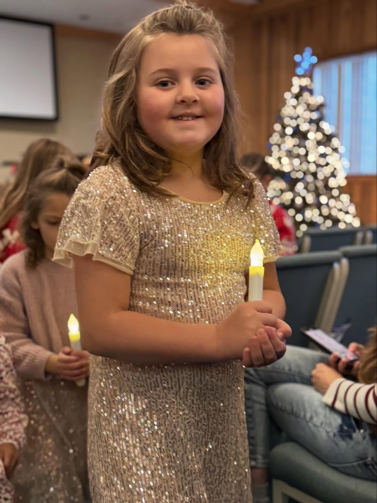 A Christmas Chapel to remember 🕯️🎄 We celebrated with songs &amp; &ldquo;Las Posadas&rdquo;, a tradition of singing a song while going door to door as Mary &amp; Joseph did in search of shelter in Bethlehem. Finally, the children were let in &amp; 