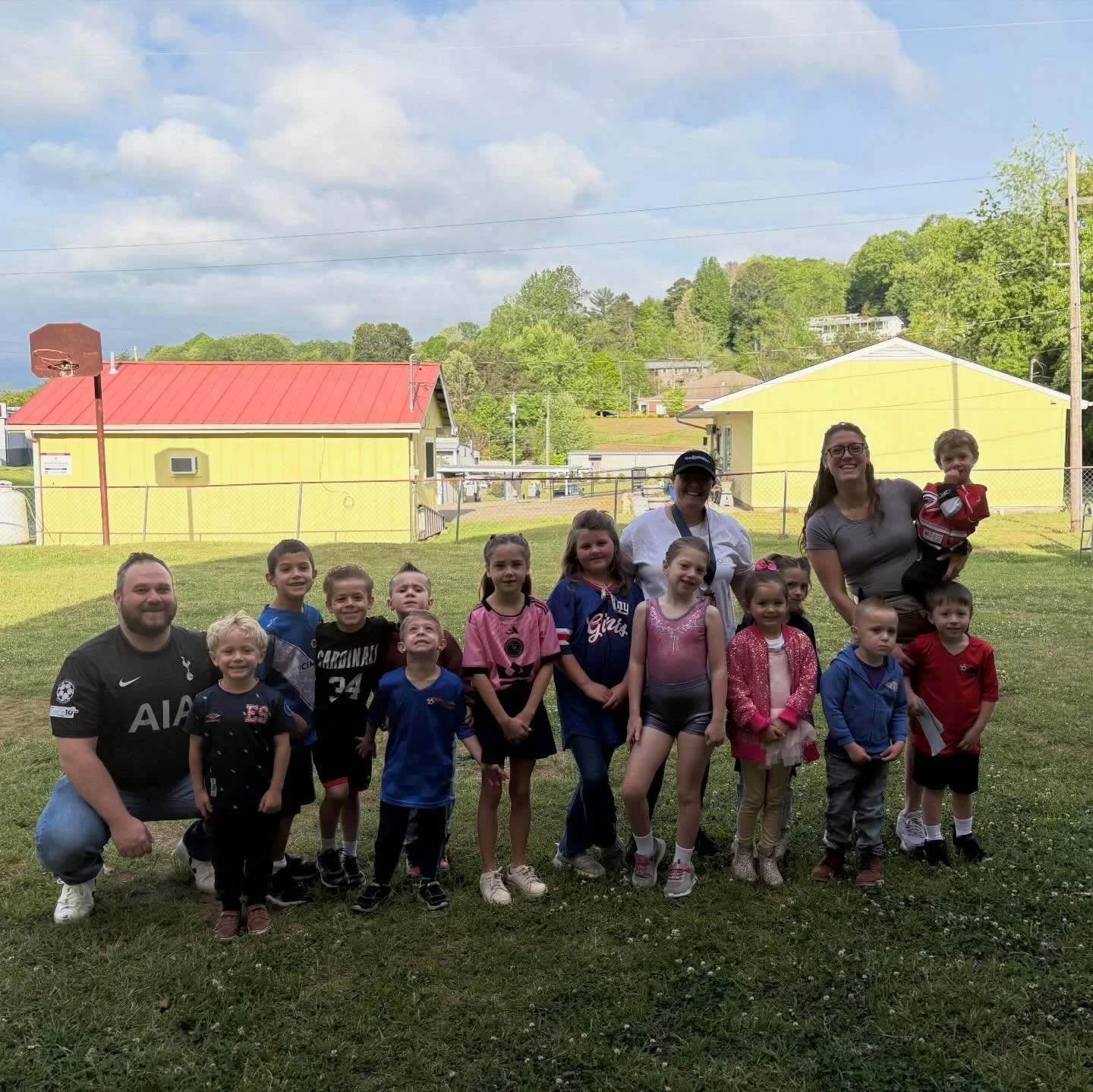 Kicking off Semana del Ni&ntilde;o (Children&rsquo;s Week) with Day 1: Deportistas 🏑🏈🏀⚽️ Our amazing team and volunteers worked hard to get the outside ready to surprise the kids with a new playground addition as well. We are ready for a fun fille