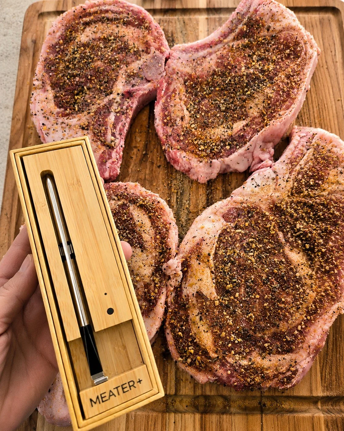 My #1 tip for better steaks? Stop guessing when they're done. 🥩

I use a @meatermade  thermometer, but there are plenty of similar options out there. Being able to watch the internal temperature takes so much of the guesswork out of cooking steak, e
