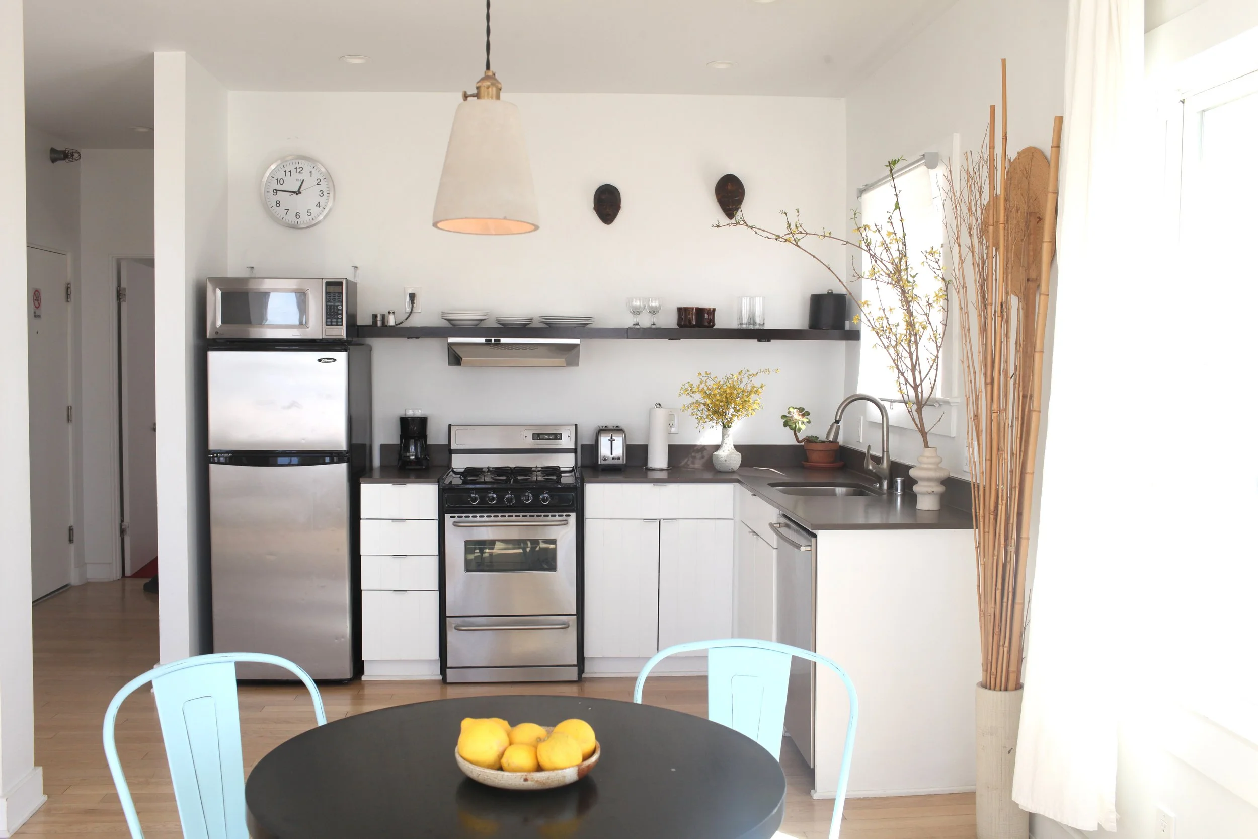 kitchen king suite.jpg