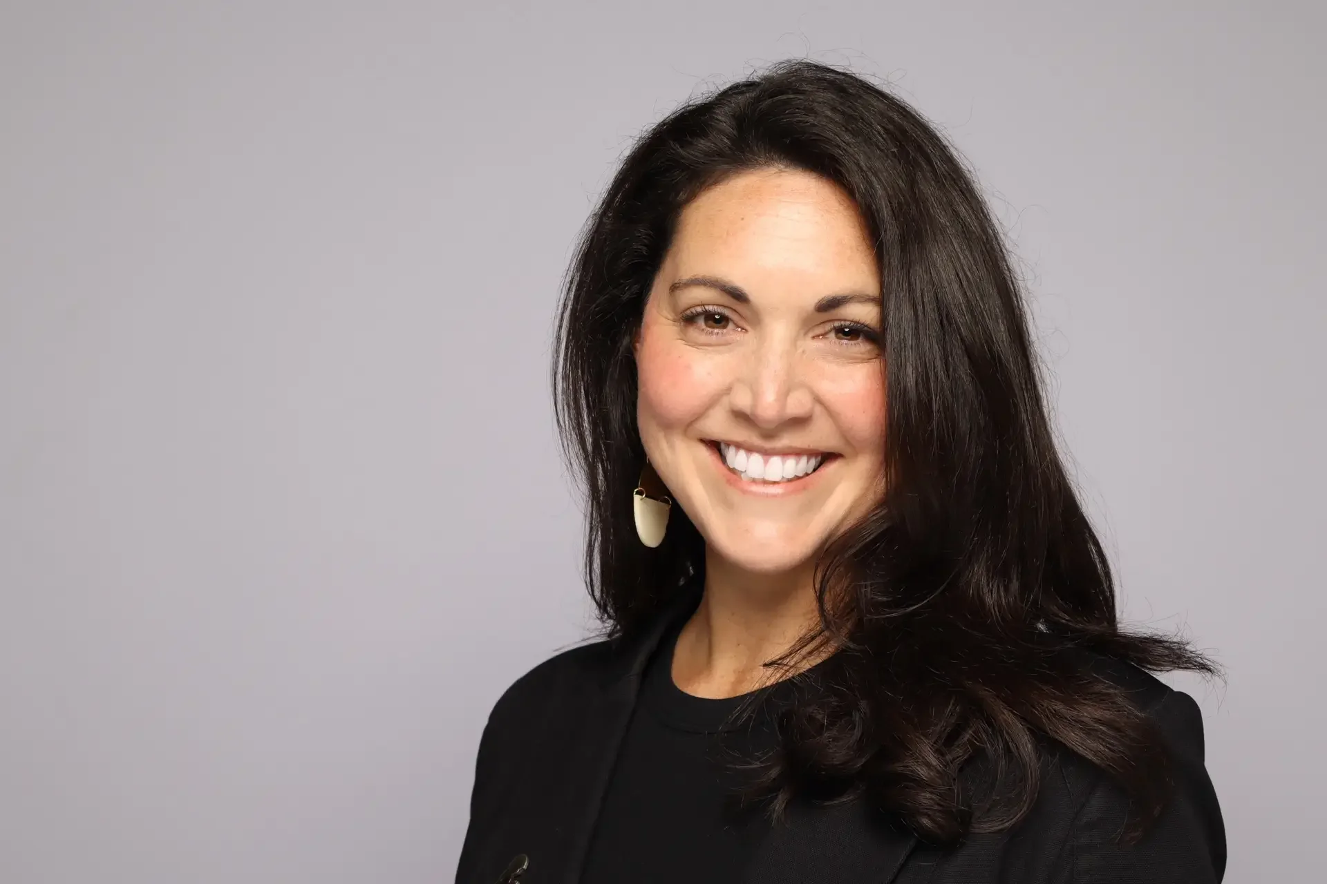 memphis ALSAC headshot corporate event woman in black shirt and blazer
