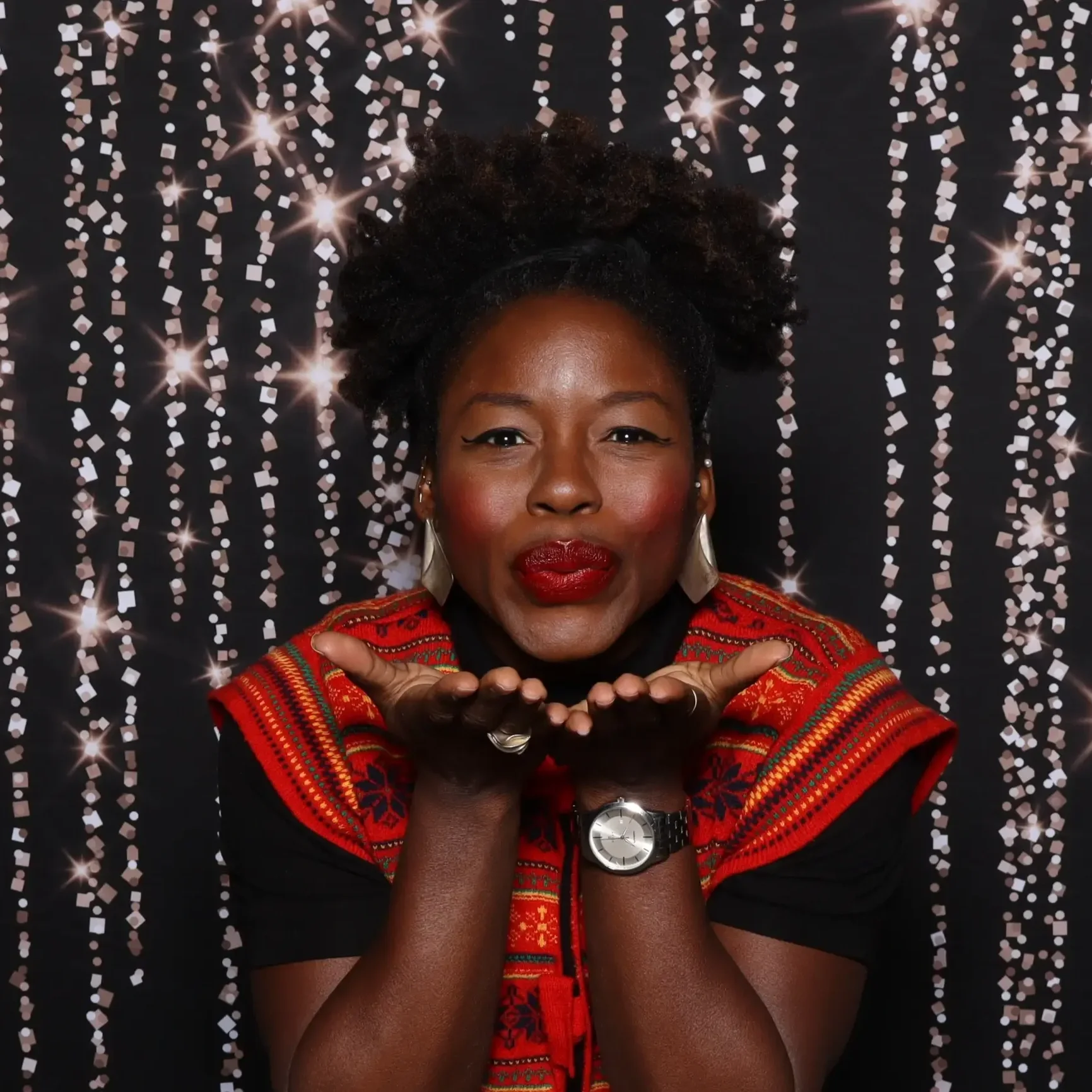 Samilia+in+color+photo+from+Classic+Photo+Booth+at+holiday+party.webp