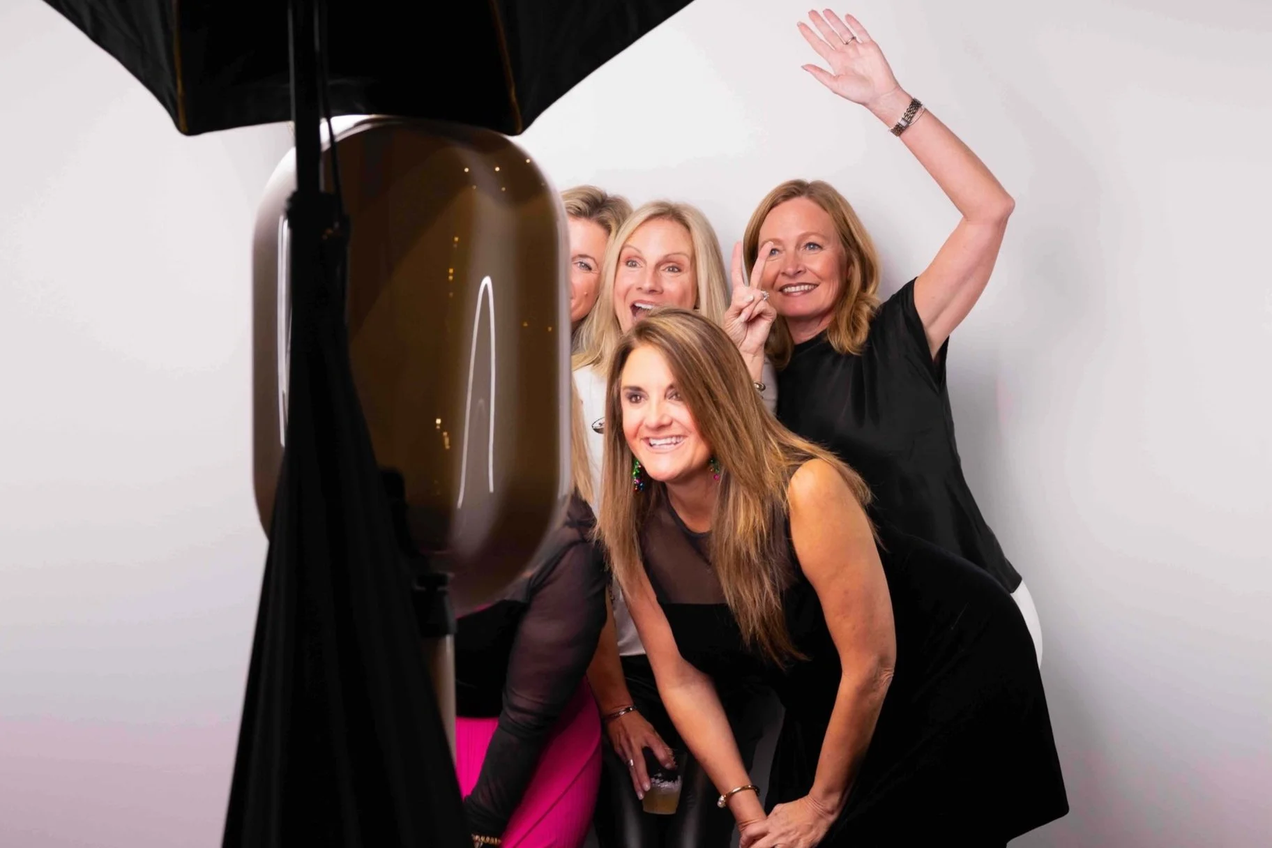 Memphis Photo Booth Rental | Glam, Spotlight, Portrait, Magazine ...