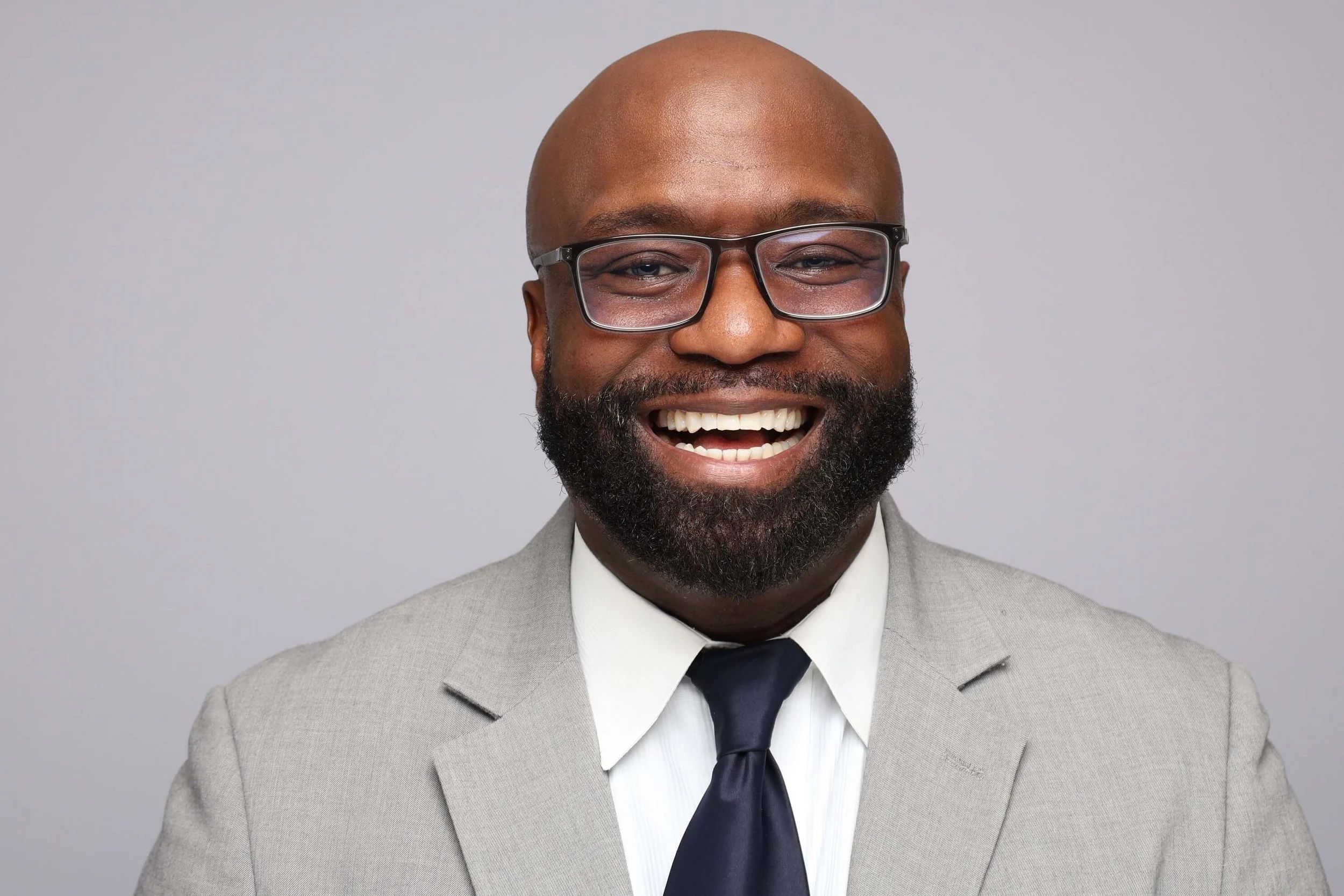 Headshot of Memphis man excited about the headshot