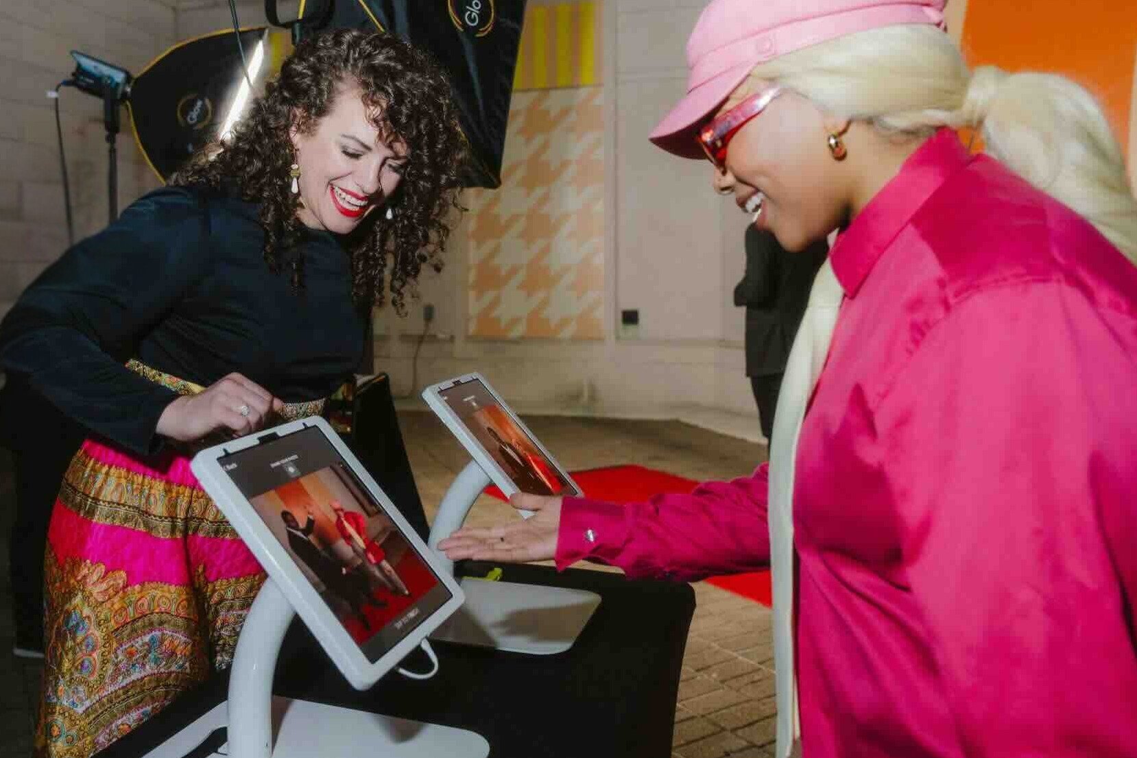 Optimized Classic Booth Sharing Station Example.jpg