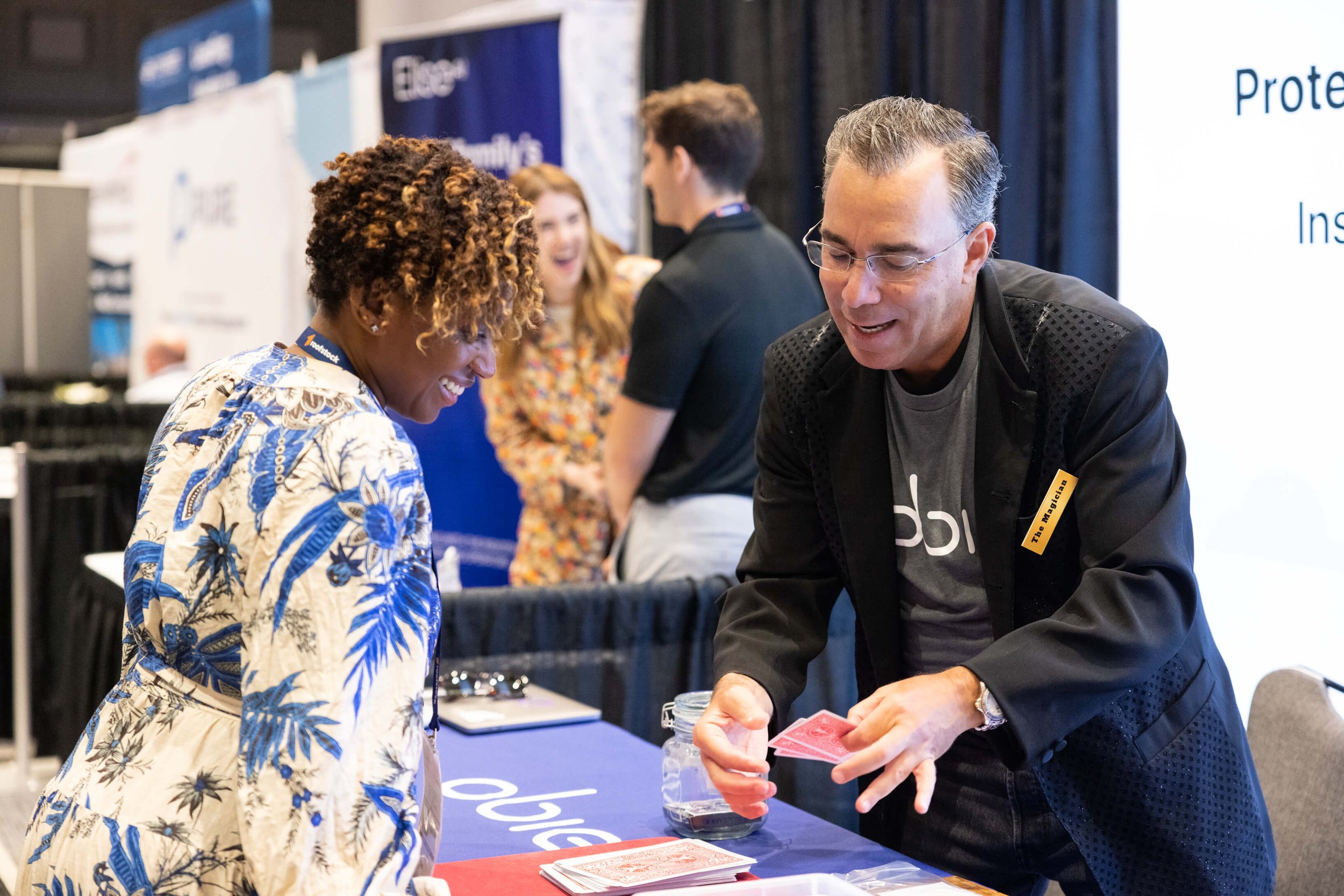 The trick to driving booth traffic? A touch of magic.