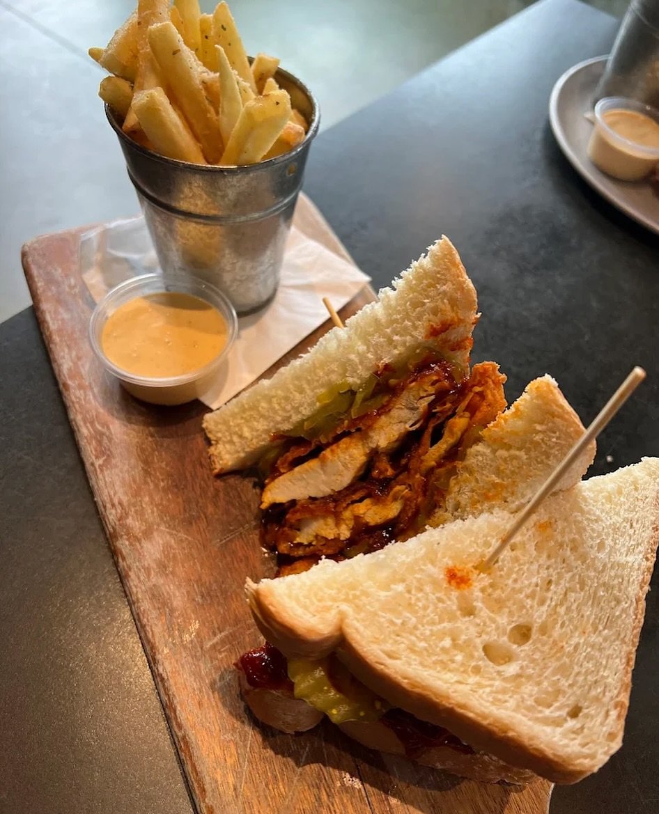 🍗 Happy #nationalfriedchickenday 🔥 Our No Joke Nashville Hot Chicken Sandwich turns up the heat with two marinated, double-fried chicken breasts coated in our fiery house-made pepper crust, topped with briny pickles, and stacked on thick-cut white