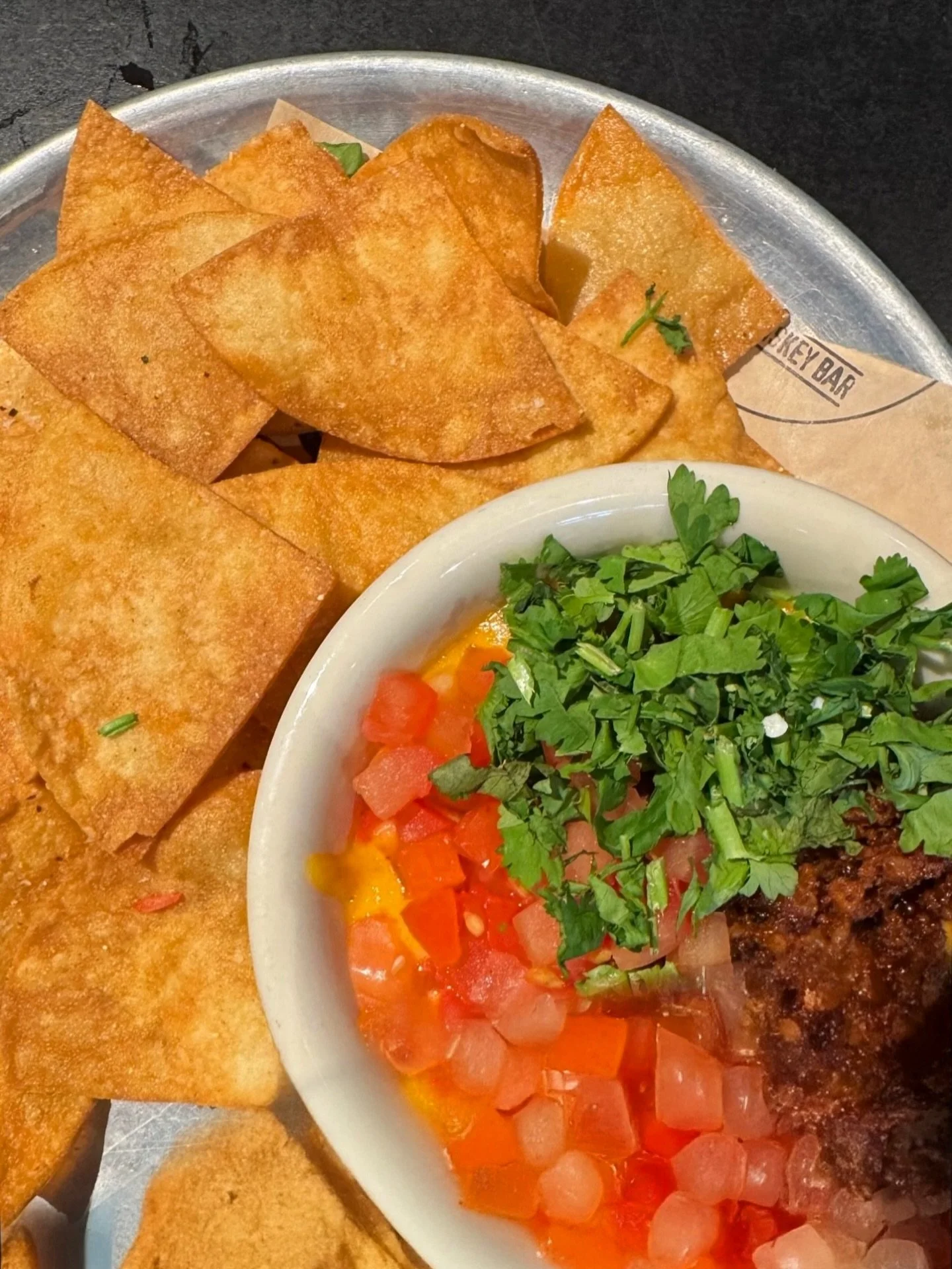 Hot, melty, cheesy perfection. Your sign to order the Queso Fundido. 🧀 ✨
📸: @beaglobaltraveler
#queso #foodstagram #cheeselovers