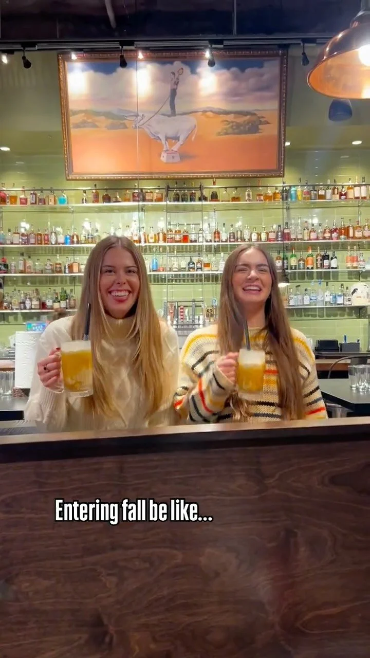 🧥🍂🍁🧣🥾 We don’t care if it’s basic. Sweater weather + Pumpkin Spice Shakes all the way. 🎃
#stack571 #shakeofthemonth #pumpkinspice #pumpkin #pnwfoodie #sweaterweather #fallismyfavorite