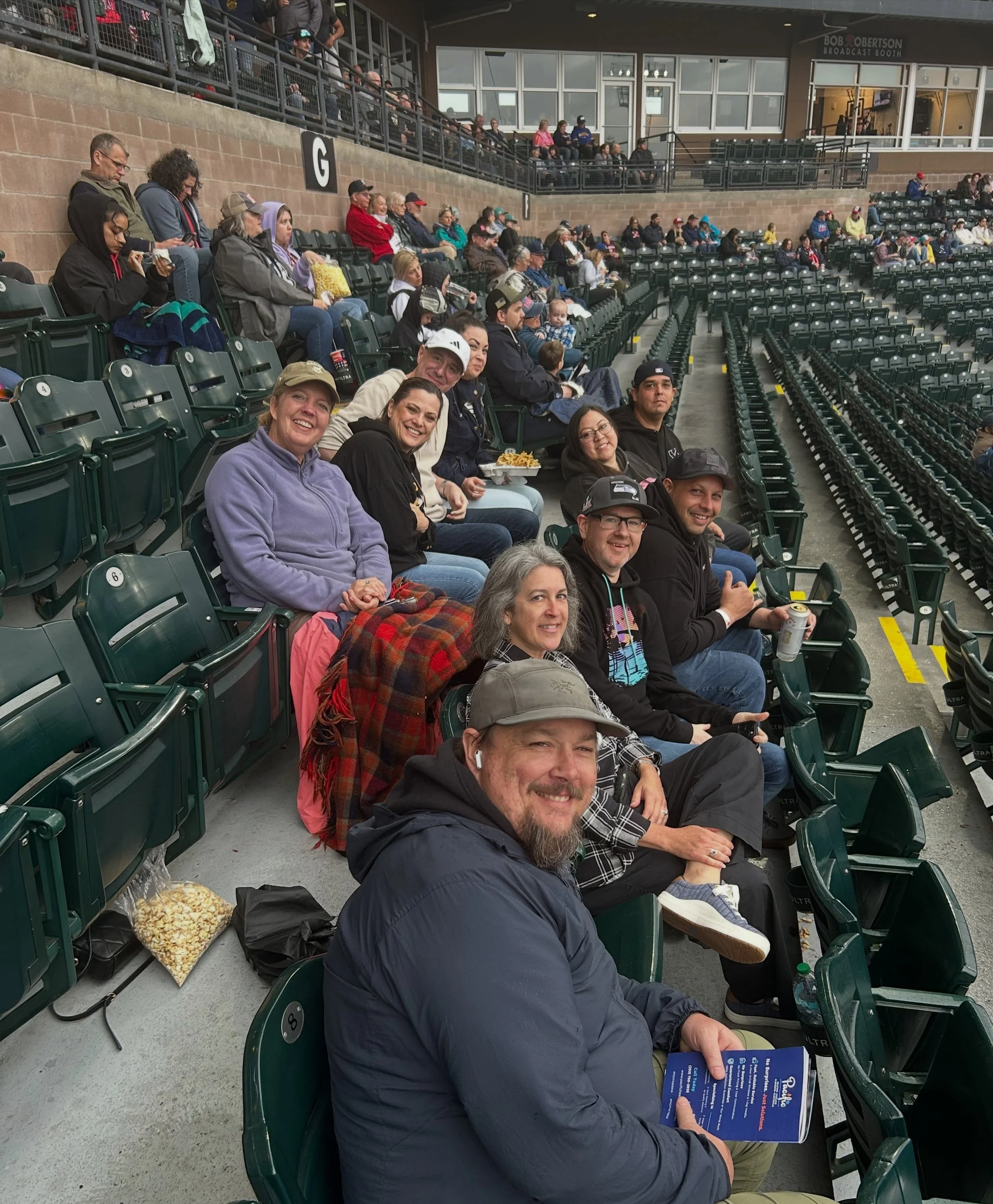 Work hard. Play harder. ⚾

The Stack 571 leadership team had a solid night out cheering on the @tacomarainiers 🧢🌭