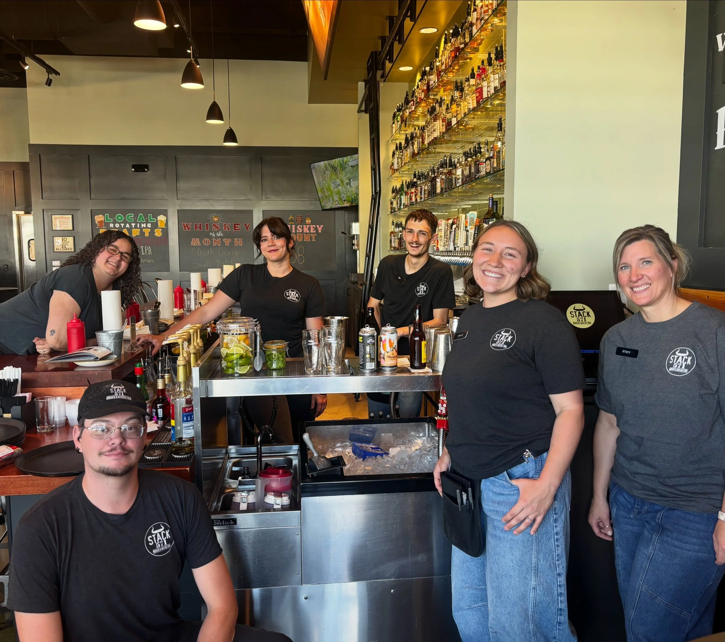 The best part of the job? The people we get to share it with. Happy National Friendship Day from our Stack 571 Riverton crew! 😎💚

.
.
.

#slc #slcfoodie #saltlakecity #slcutah