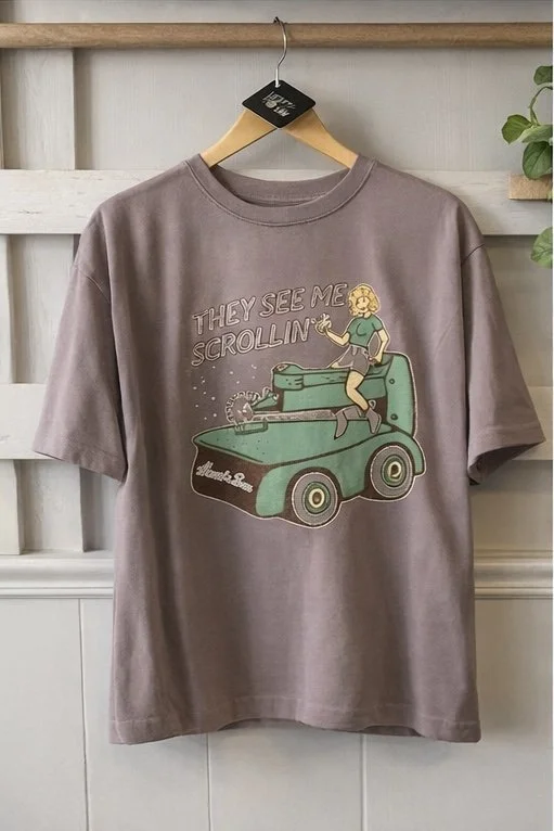 “They see me scrolling” Crop Tee