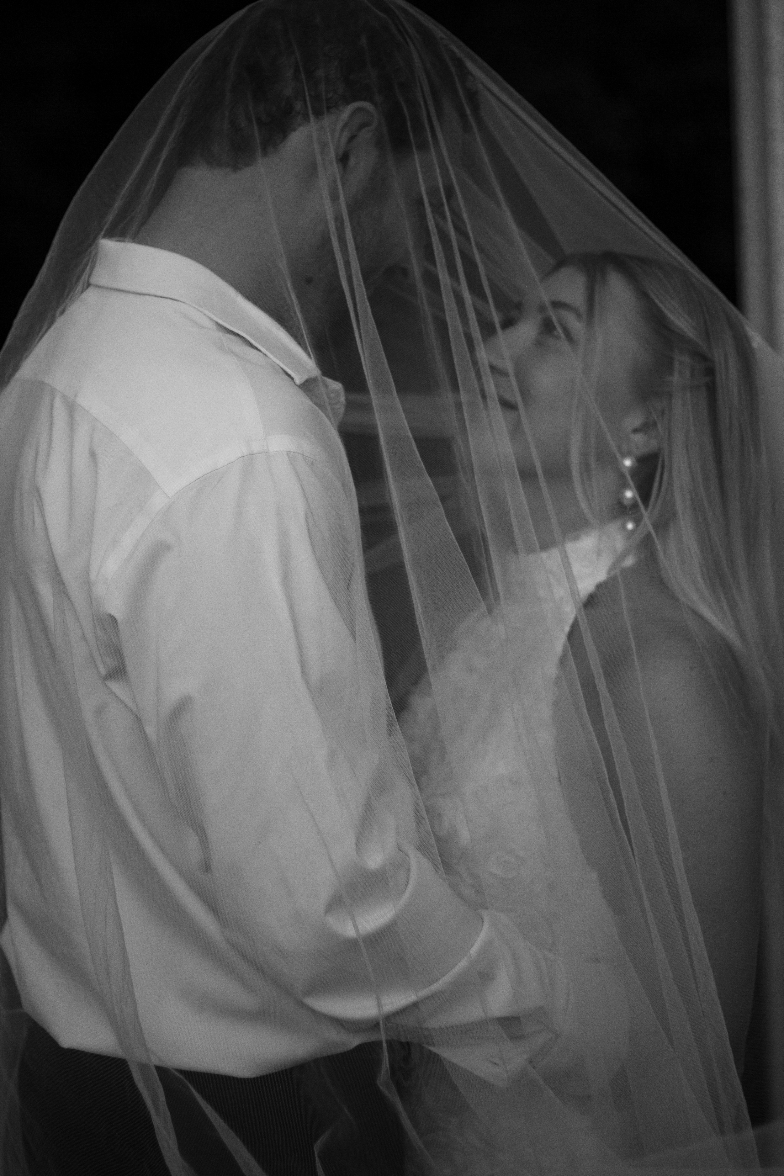 01_H&JElopement.png