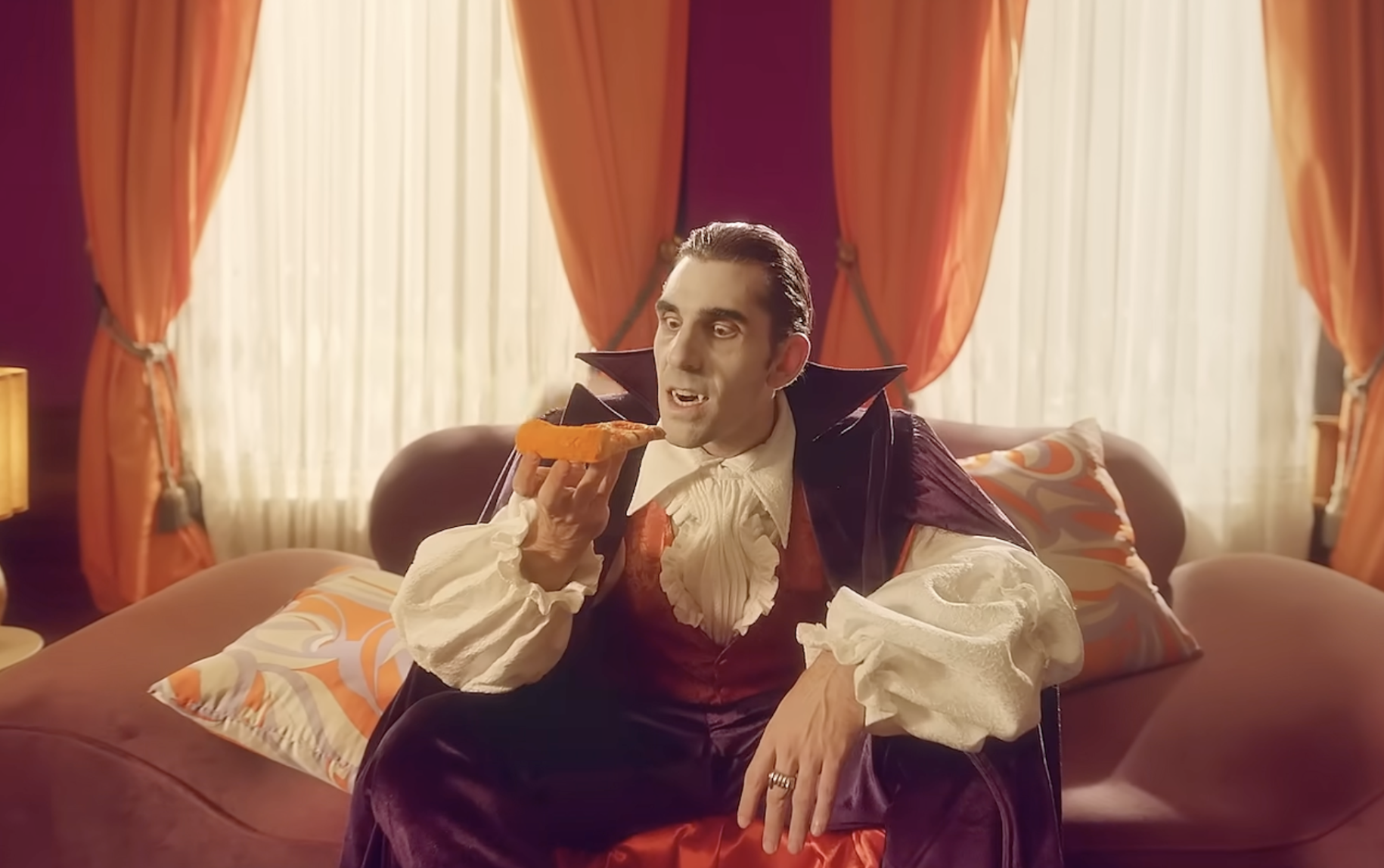 NUEVA SUPER CHEESEY CHEDDAR DE LITTLE CAESARS PIZZA