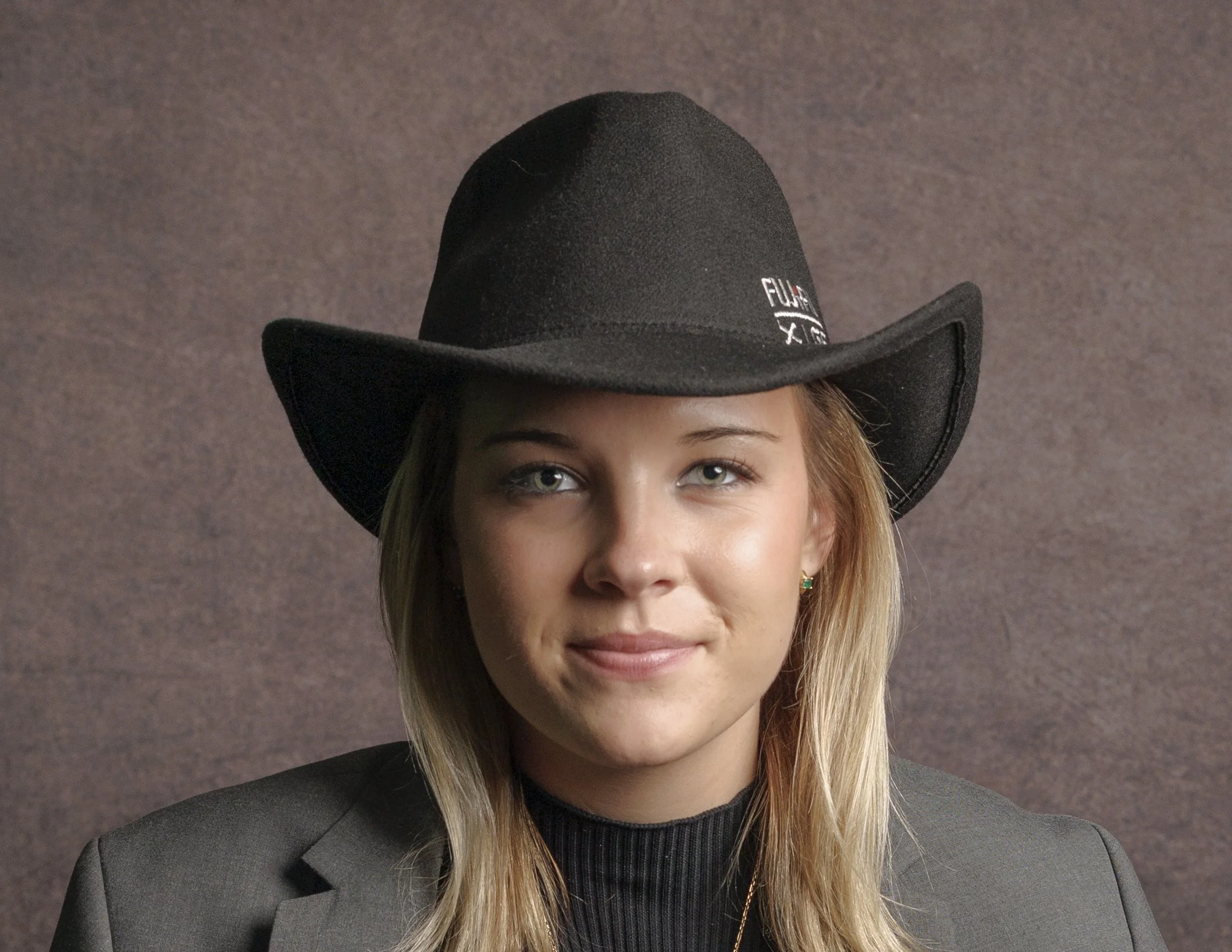 Personal headshots at Pflugerville studio by Steve Gladwin