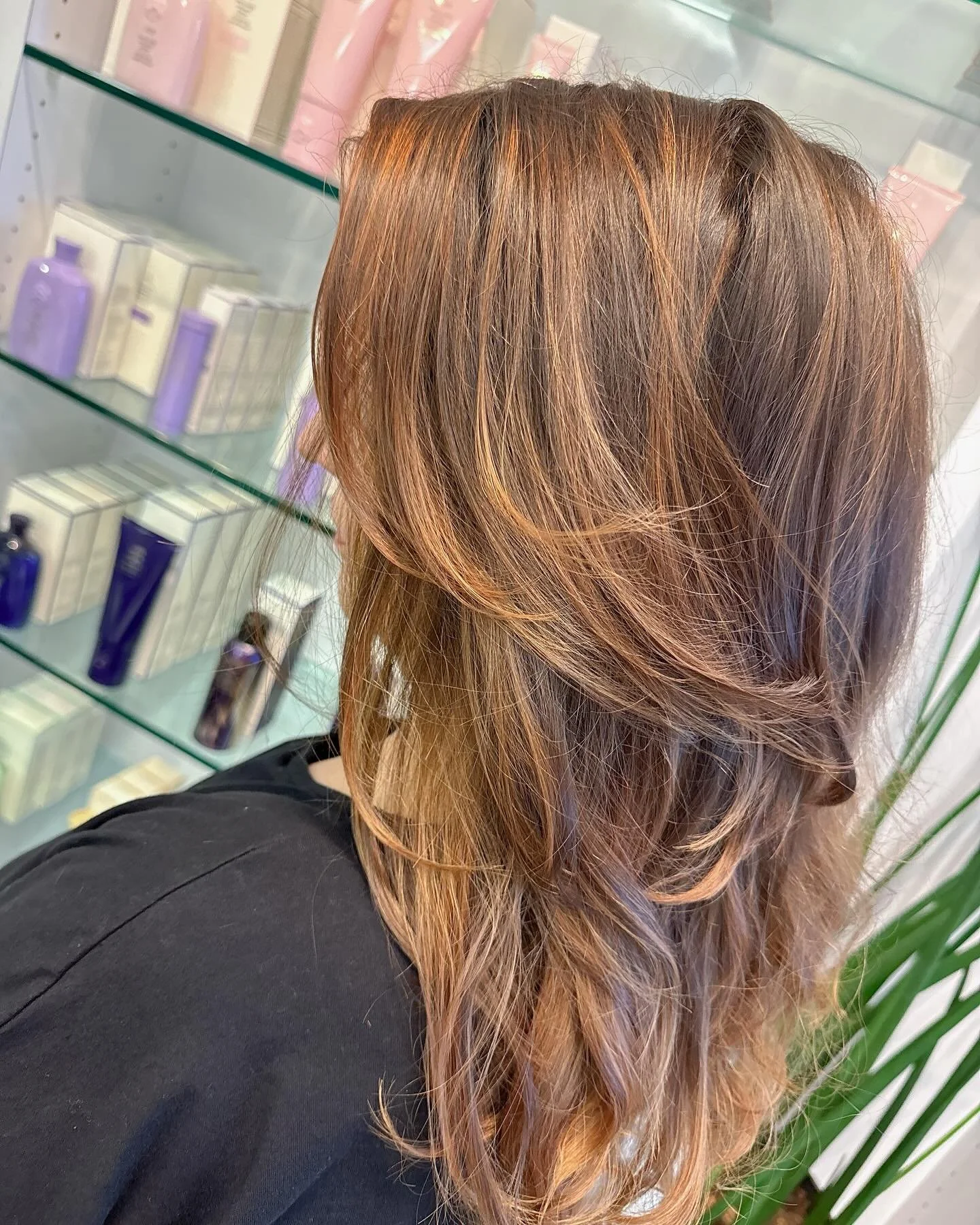 Clean up cut &amp; color for the summer 😘

Color by @hairby.denise24 
Cut by me 

@tgprestonpark 

#toniguy #toniguyplano #baliage #summercut #summerready