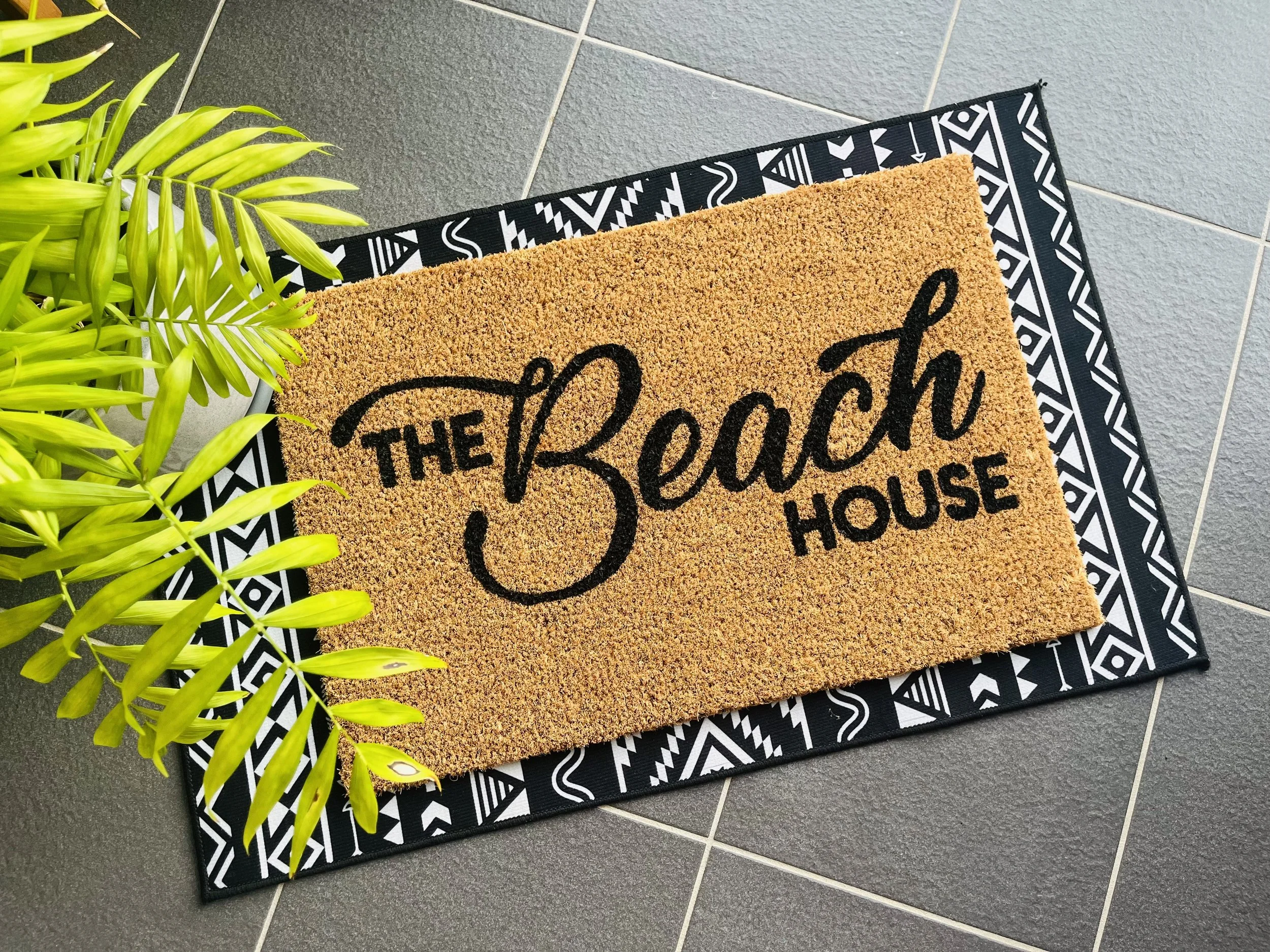 Beach-Themed Doormats for a Coastal Home