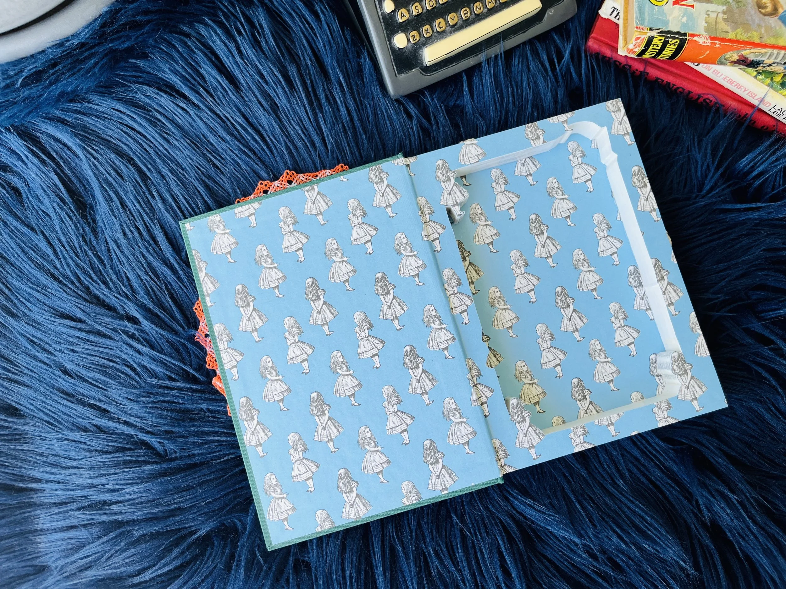 Hidden storage ideas for small homes and apartments (that actually work)