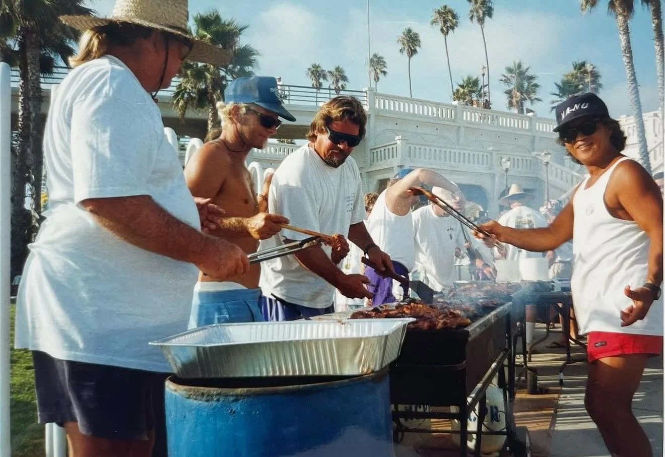 Donald barbecuing with friends who he would consider his family 🤞🏼 

#donaldtakayamasurfboards #donaldtakayama #surflegends #surf #surflife