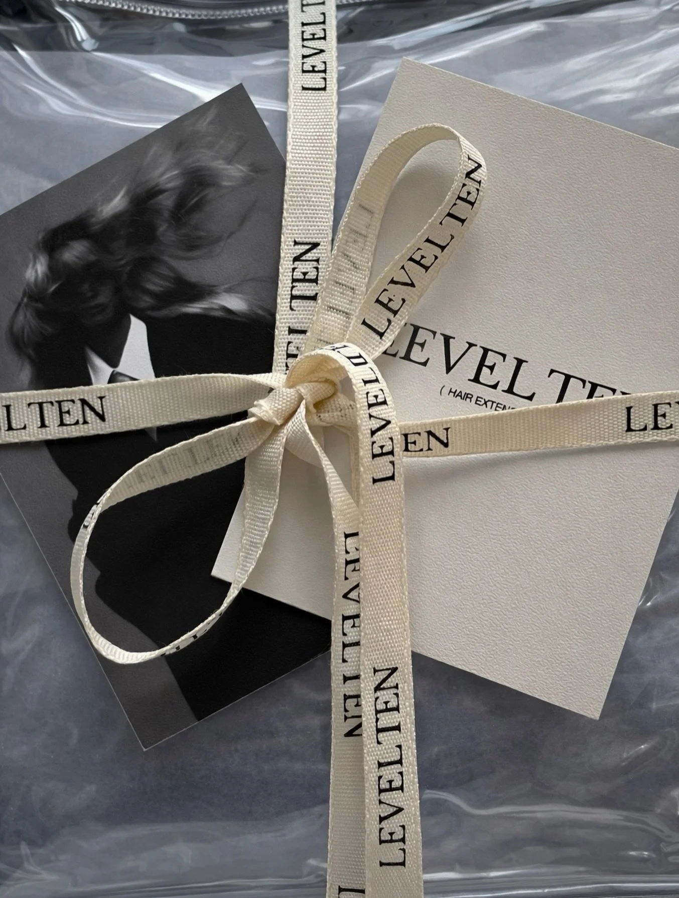 There&rsquo;s something about receiving a package
that was clearly thought about.

The texture.
The ribbon.
The pause before you untie it.

This is how Level Ten arrives.

#hairextensionsbrisbane #hairextensionsupplier #hairextensionsupply #hairexten