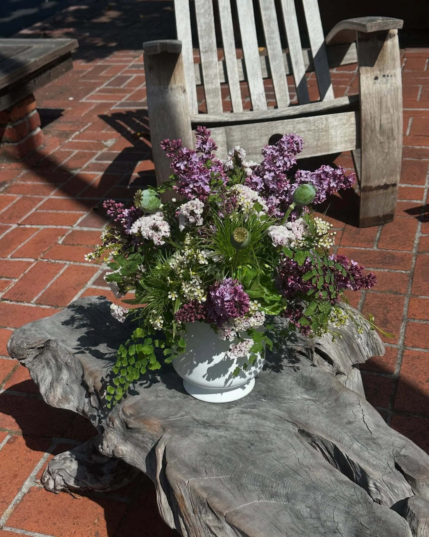The biggest purchasing day of my 2025 so far!

Helping stock up a flower shops &ldquo;pick what you want&rdquo; bouquet bar has become a new joy of mine. It was so fun playing with dozens of varieties of flowers for each arrangement.

Check out @cent