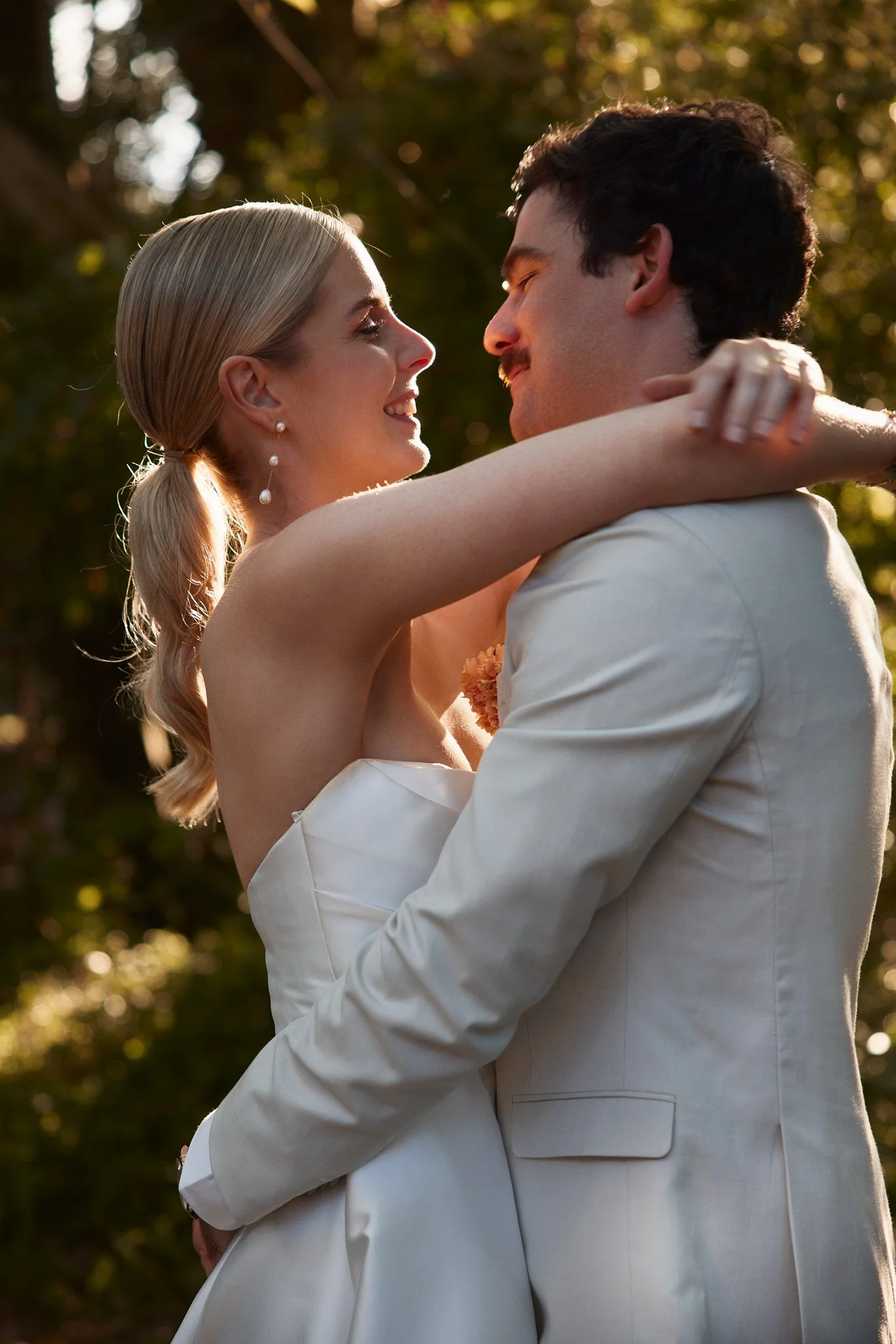byron-bay-wedding-photographer-couple-portrait 3.jpg