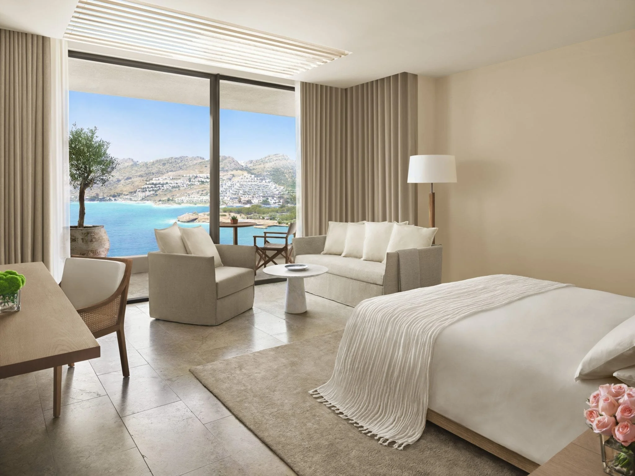 Deluxe-Sea-View.jpg