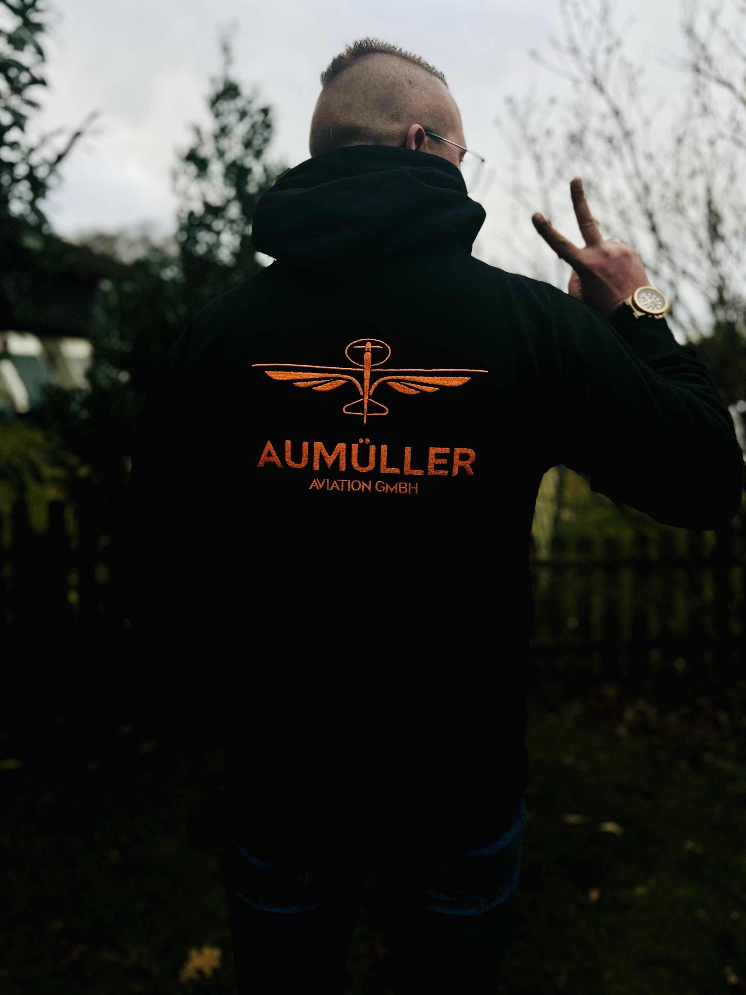 Pullover back.jpeg