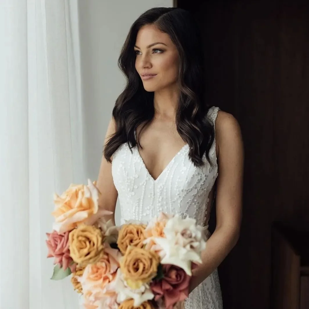 ALLISON 》GLOWING PERFECTION 🥹🙌

Alison was sprayed by @studio28tanning with the @sprayaus original solution to give her a flawless bridal glow! 

Absolutely obsessed with this shot by @fernandstonephotography_ !!! 
.
.
.
.
.
.
.
.
.
#studio28tannin