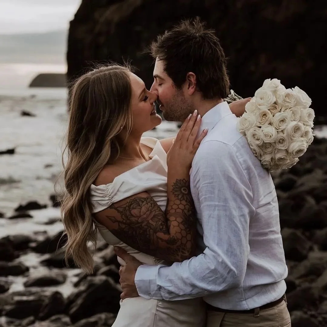 When a bride chooses and places her trust in me as her bridal tan specialist, I truly understand the significance of that decision. It is a profound honour to provide a service for one of the most memorable and important days of your life. 
My goal i
