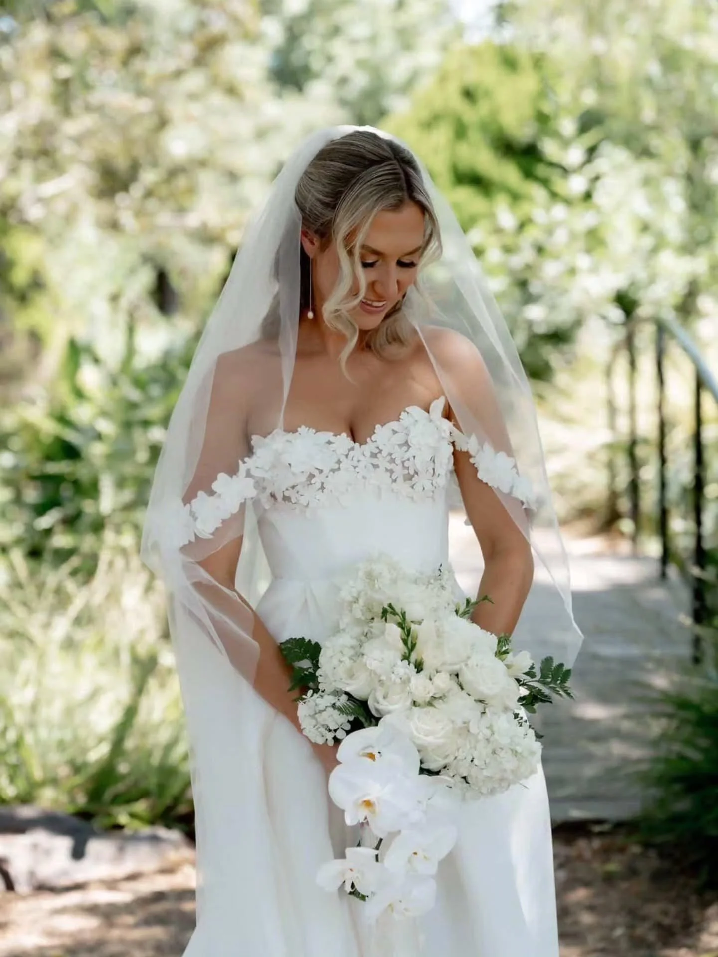 5 Ingredients Secretly Ruining Your Spray Tan

You might be doing everything right before and after your spray tan&hellip; but certain skincare ingredients can quickly react with your fresh tan and break down your tan faster.

Since a spray tan devel