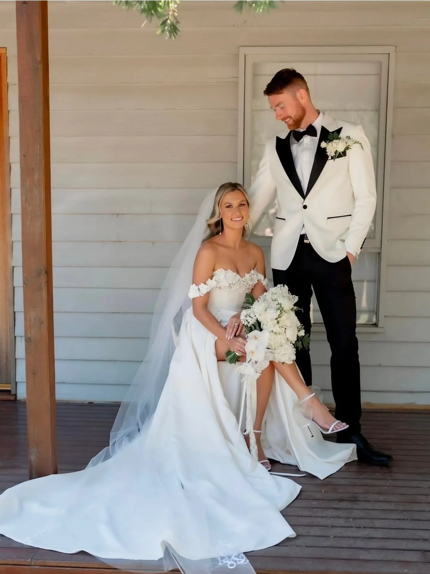 Courtney 》GLOWING ✨️

A bridal tan should never look like a spray tan.

It should look like, Your Skin, only more illuminated and timeless!

Soft.
Luminous.
Flawless in every photograph.

The right bridal glow isn&rsquo;t about being darker, it&rsquo