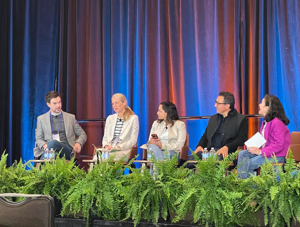 Susan McPherson Moderating a panel with Gus Rossi (Omidyar Network), Anna Lerner Nesbitt (Climate Collective), Devi Thomas (Google), Josue Estrada (Center for AI Safety) at the Good Tech Summit in DC.