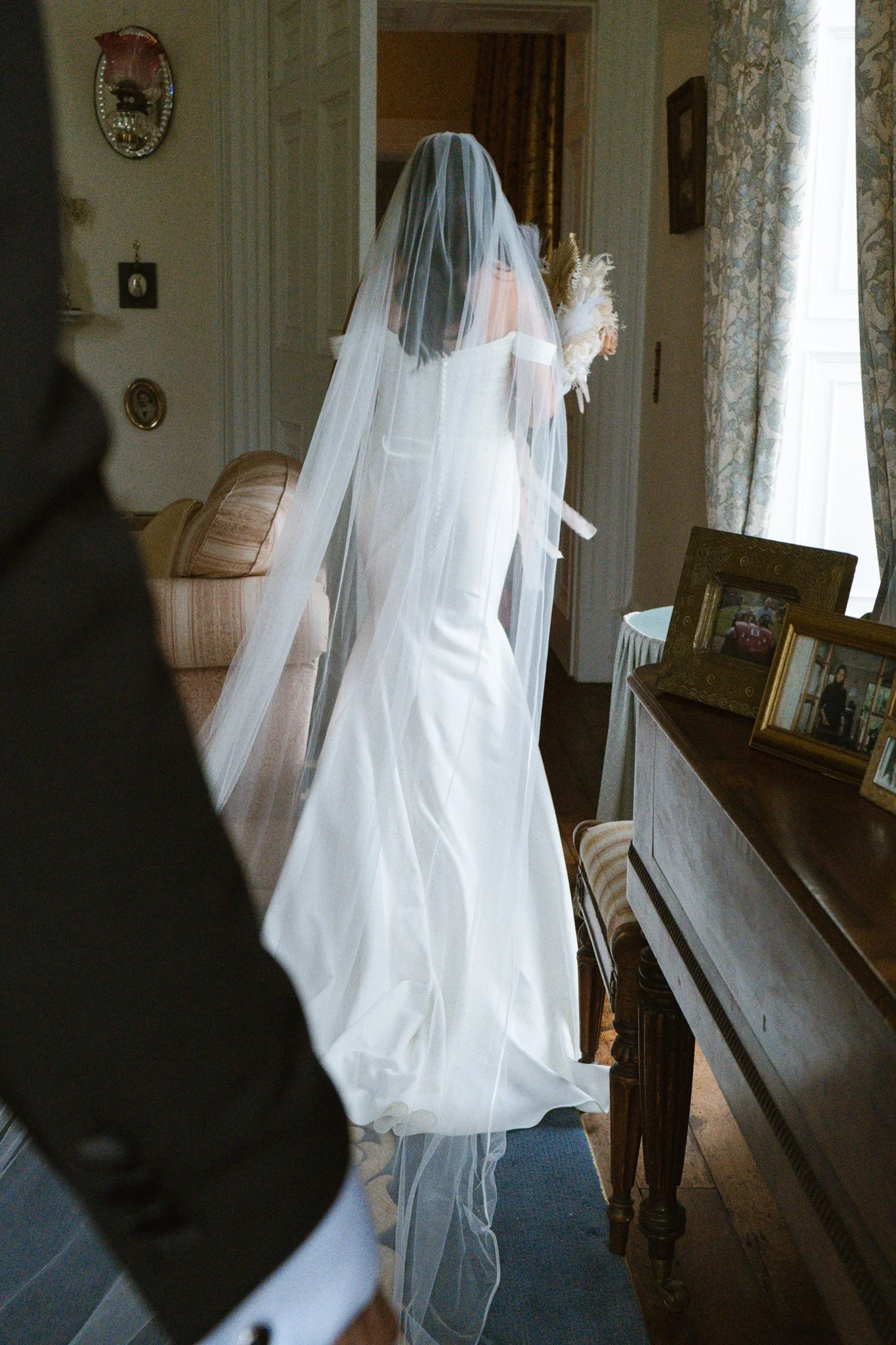Documentary style wedding photograph by GRAEI PORTRAIT in Ireland