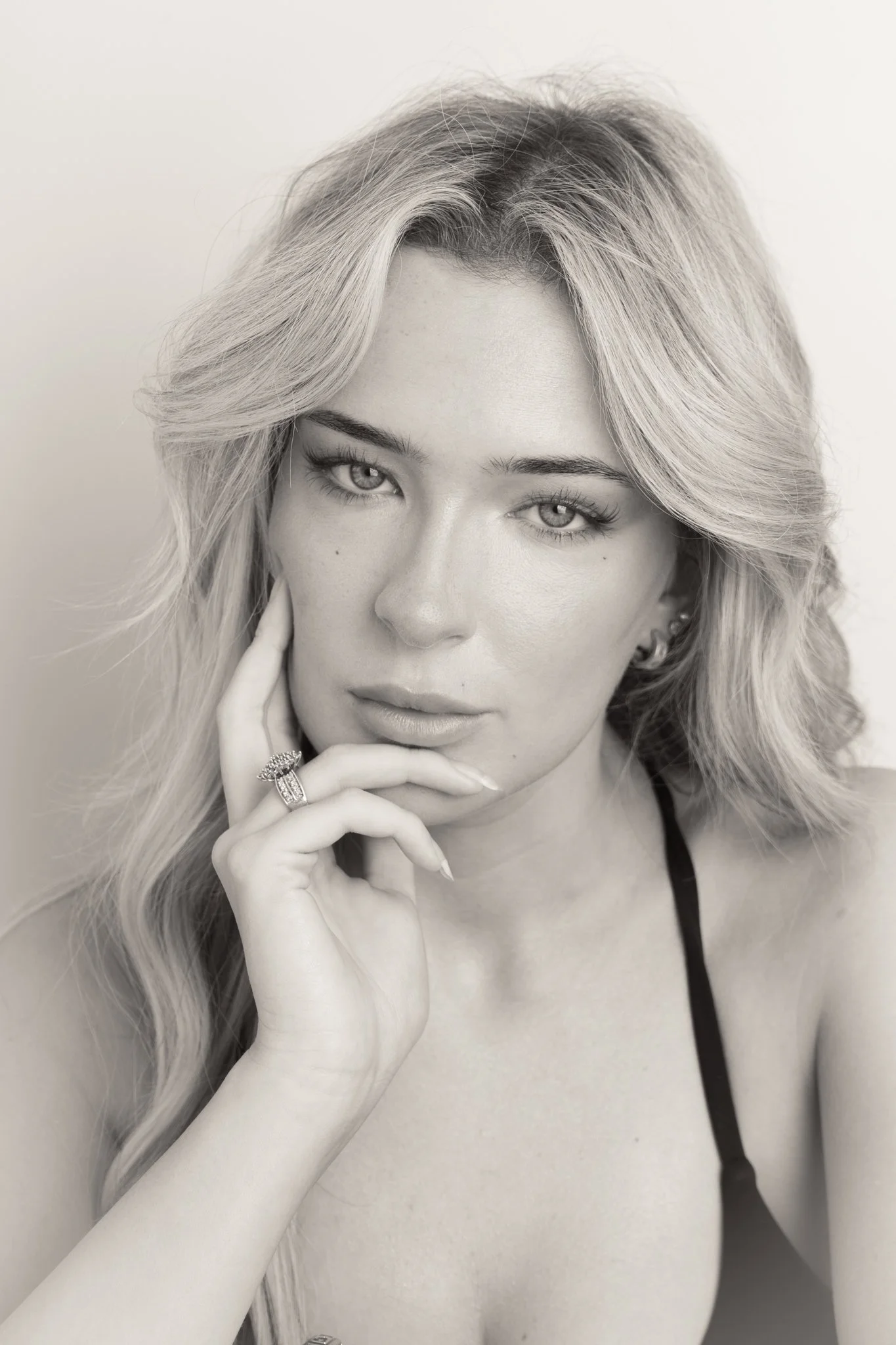 feminine portrait photoshoot in Limerick Ireland bylauramcjke