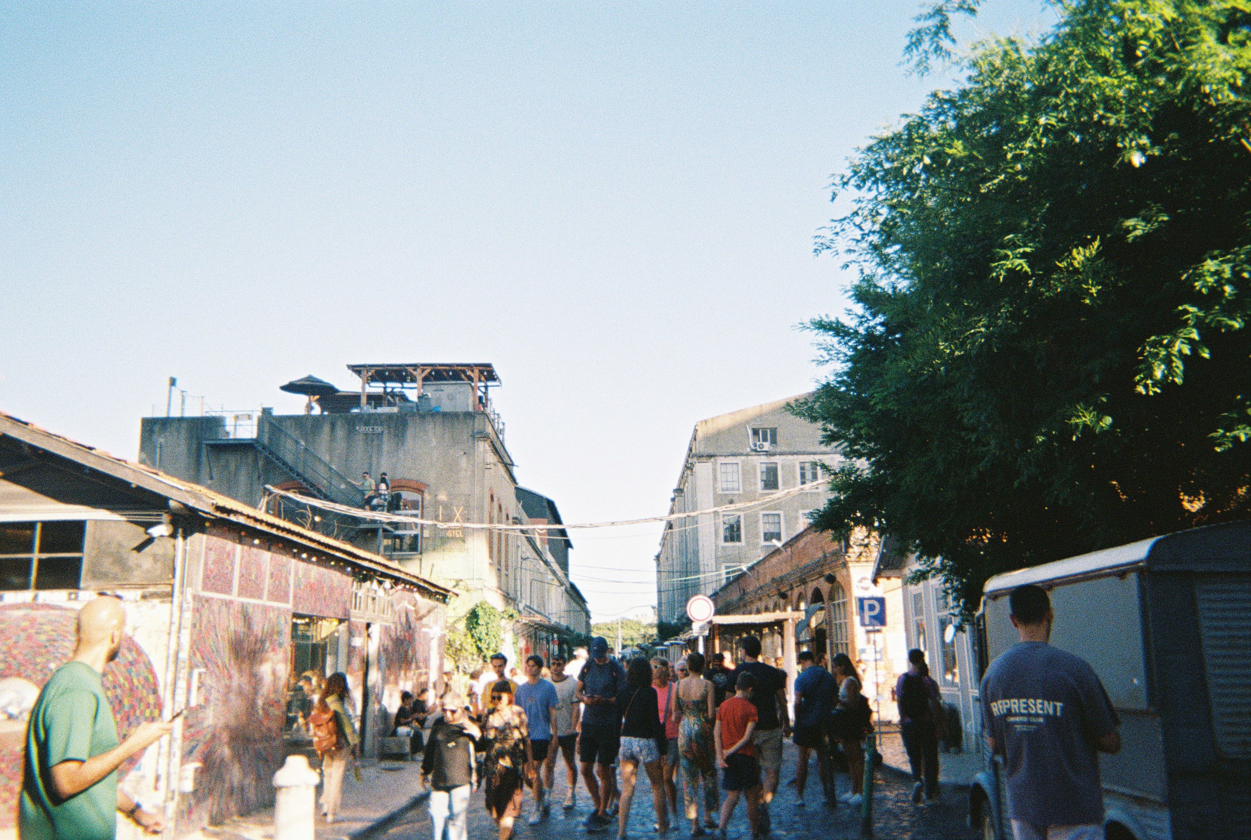 LX Factory. Lisboa, 2024. Disposable Camera.