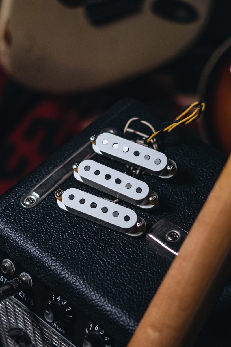 MURRAYPICKUPS_JMSET_WHITEFLAG_00015.jpg