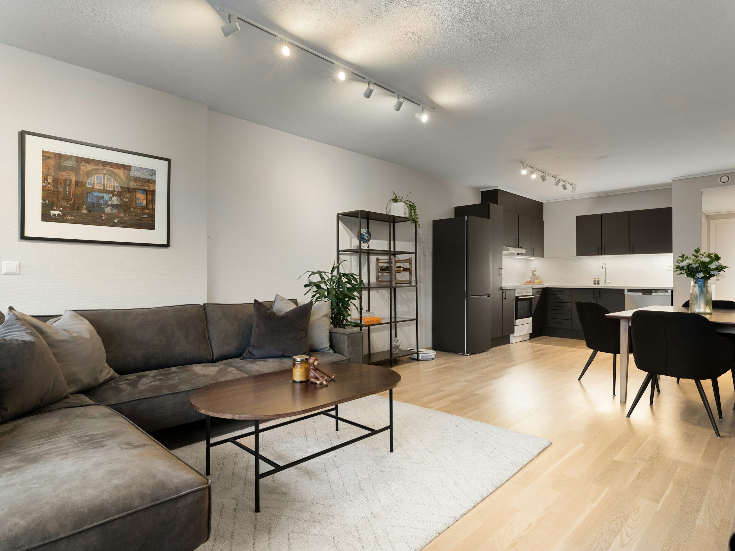 Guaranteed rent versus Airbnb short-let apartment comparison in Manchester