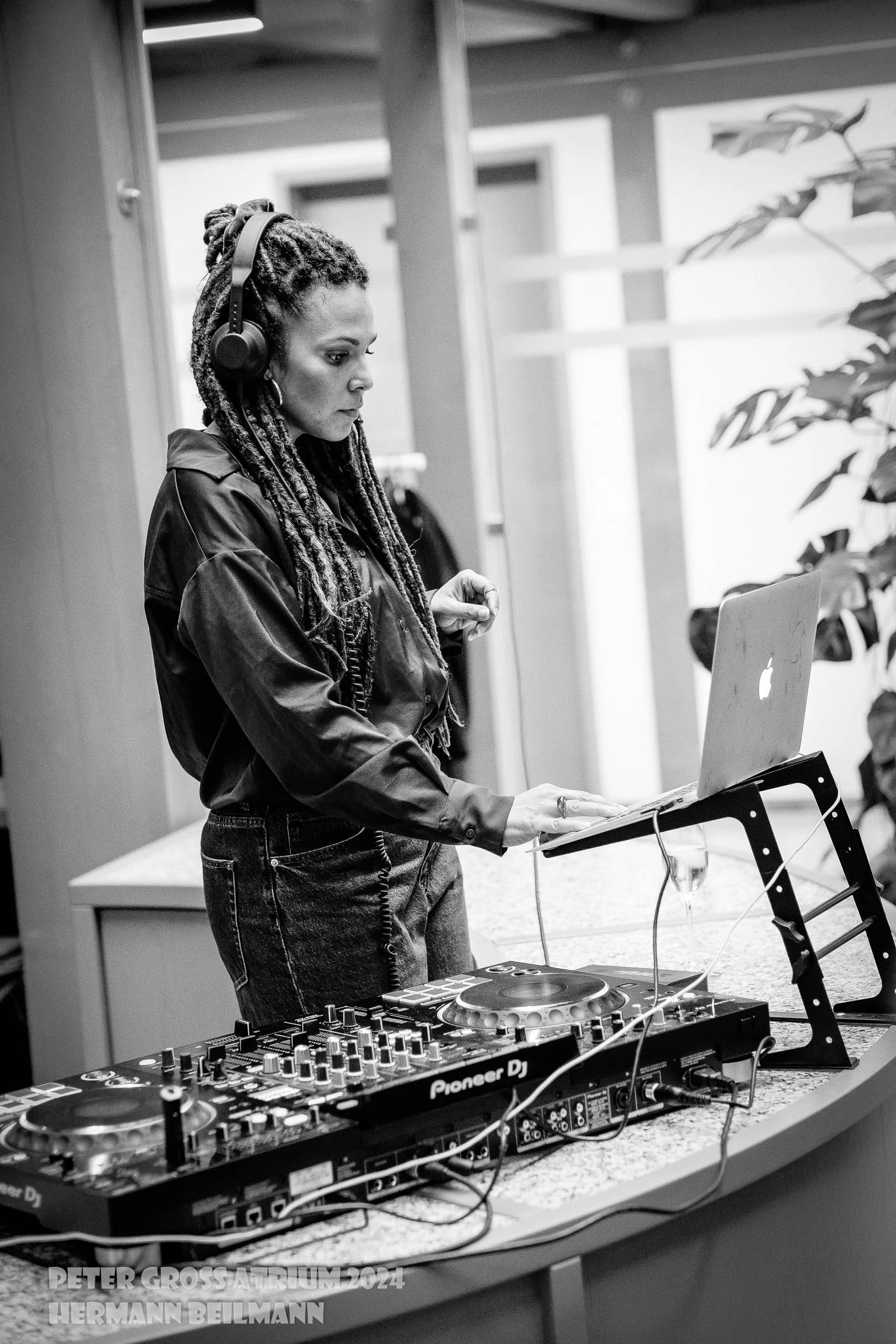 Peter Gross Atrium 2024-30.jpg