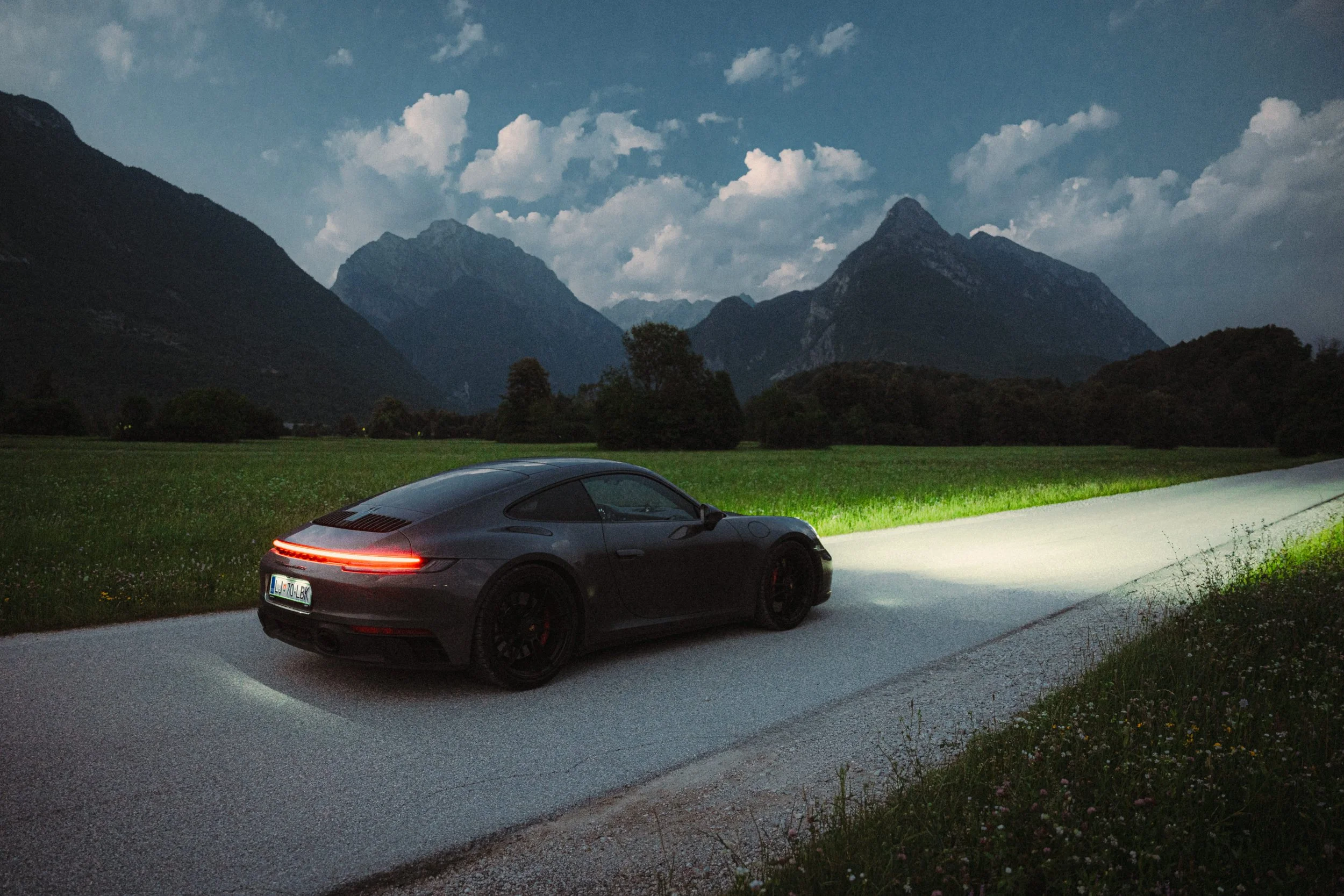 Porsche 911 4 GTS
