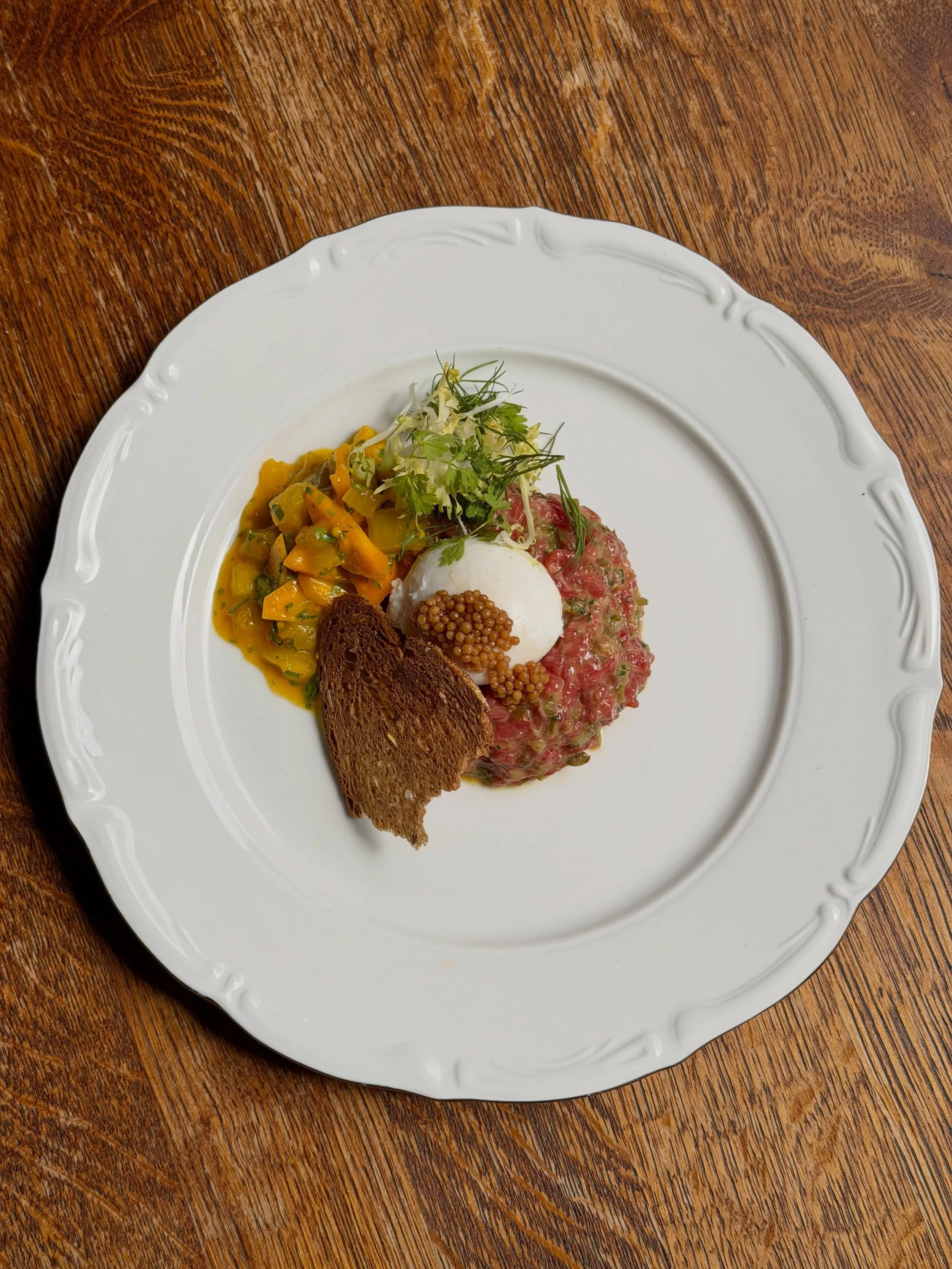 Gewoon geweldig 🙌🏼

Steak Tartaar | Piccalilly | Mosterd | Gepocheerd Eitje