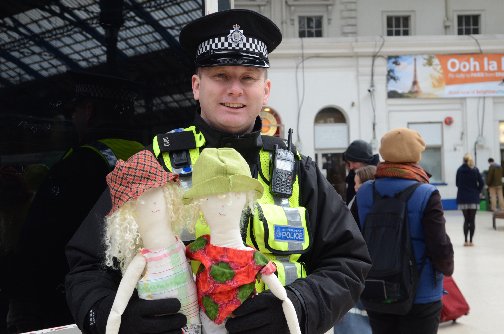 and they botrh met a friendly policeman