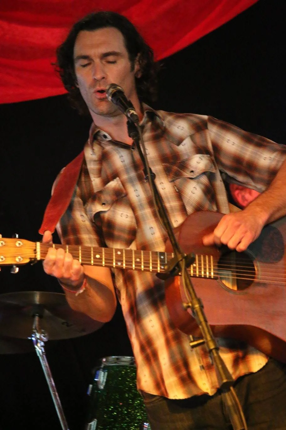 Whistlin’ Dyl @ Two Goats