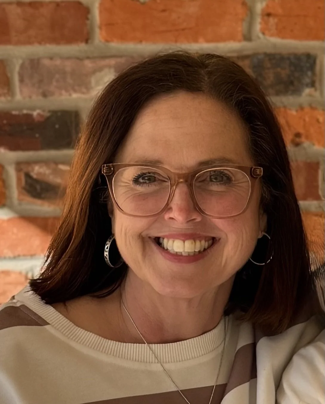 Dana Yount, travel agent from Texas with experience in cruising as well as Disney and Universal vacations